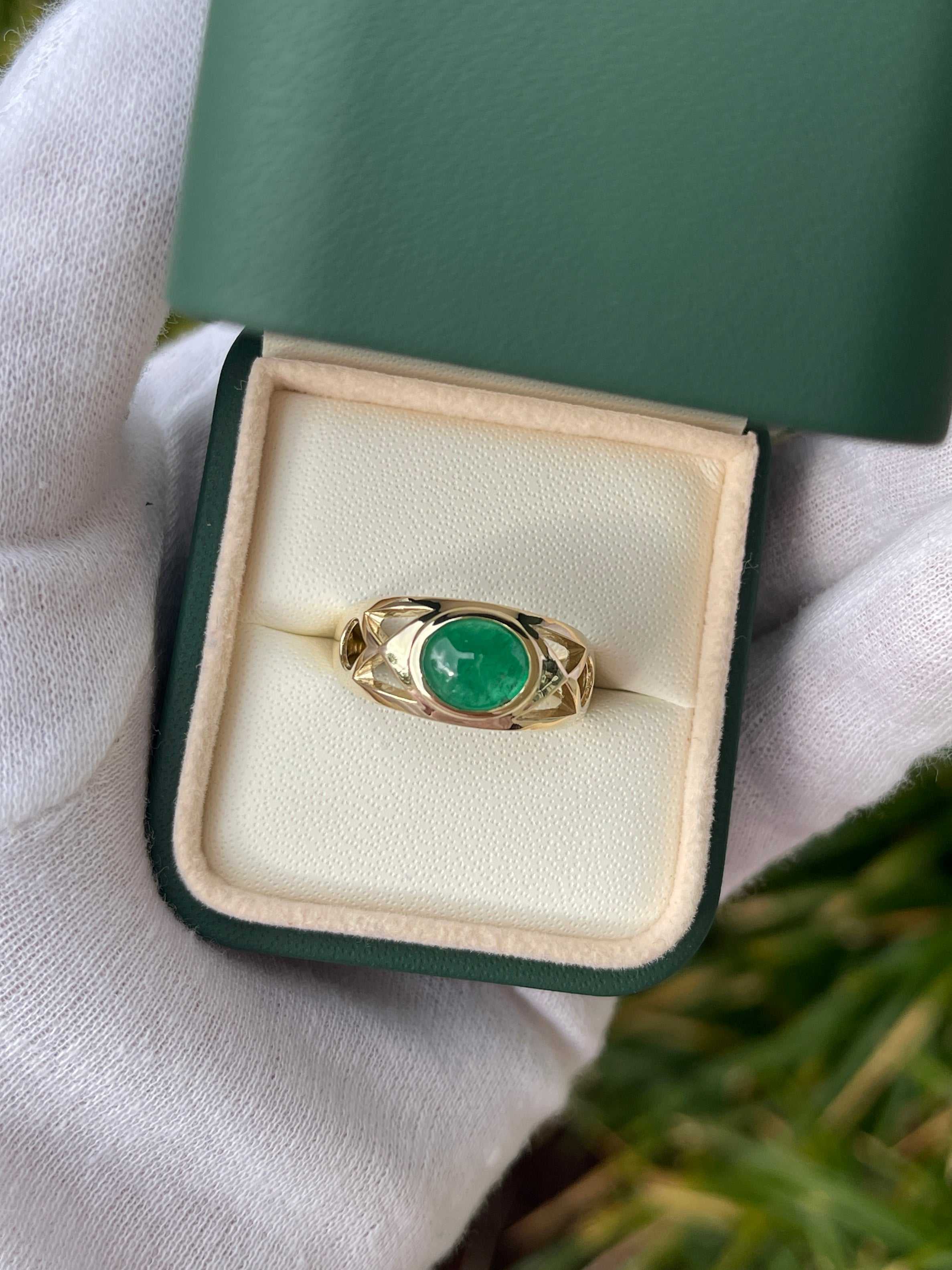 2.0 Carat Natural Green Emerald Oval Cabochon Gold Men's Ring - Elegant Handmade Jewelry for Wedding, Engagement & Special Occasions