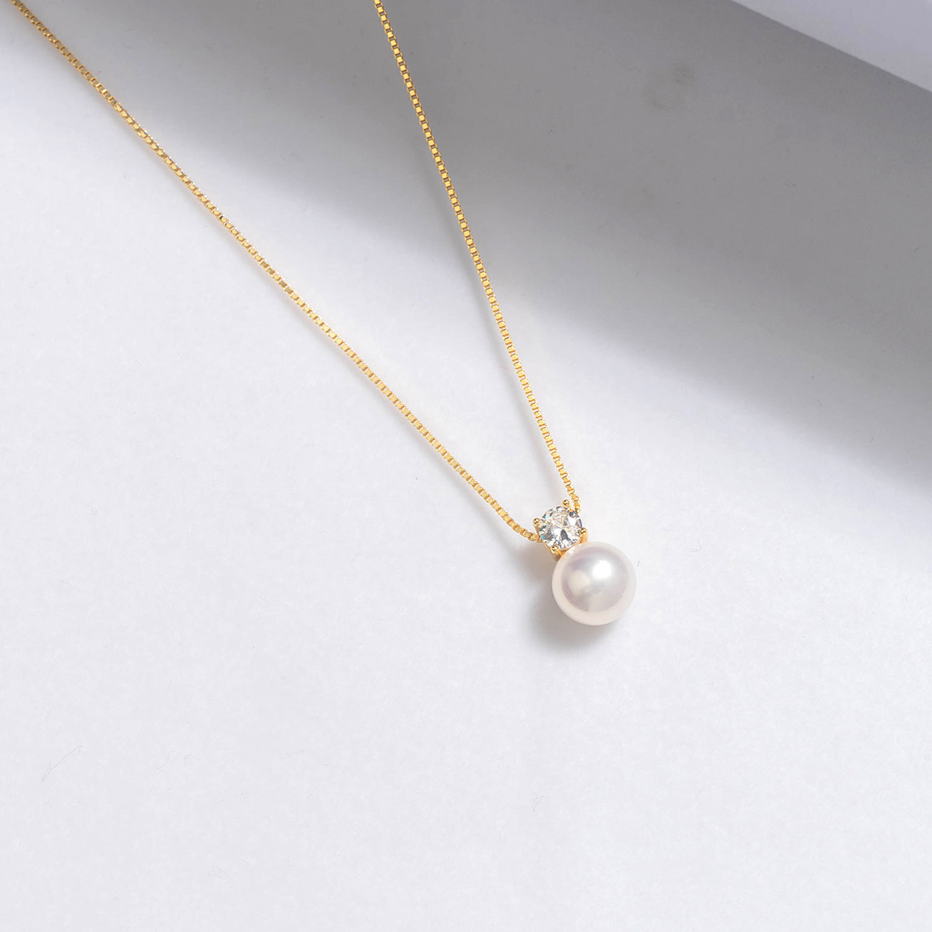 18K Solid Gold Hanadama Akoya Pearl Necklace - AAA Quality Japanese Pearls, Elegant Jewelry Gift for Women (KN00297) | Perfect for Weddings, Anniversaries & Special Occasions