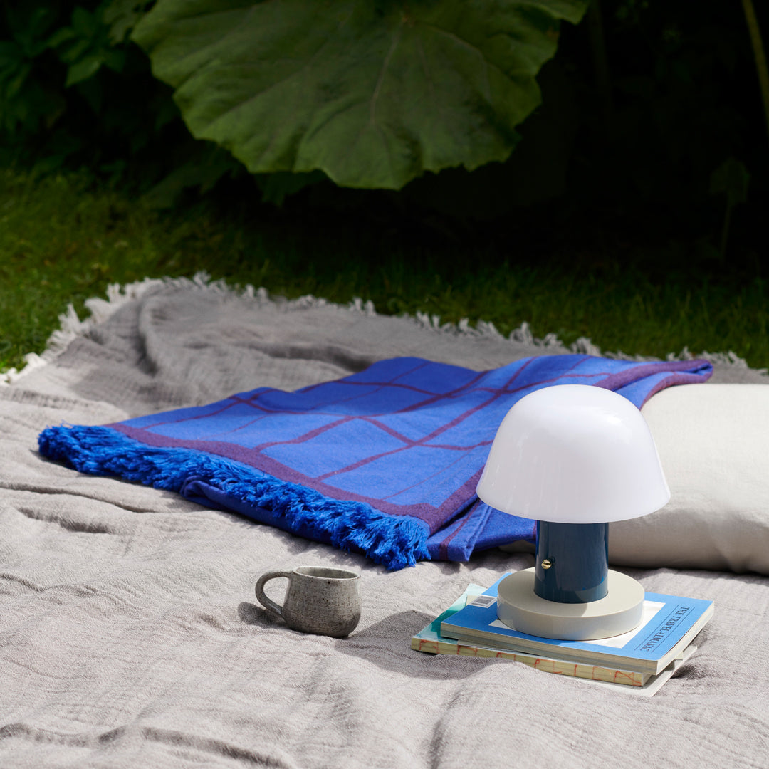 Soft and Cozy Cotton Throw Blanket - Perfect for Couch, Bed, and Outdoor Use - Machine Washable and Durable