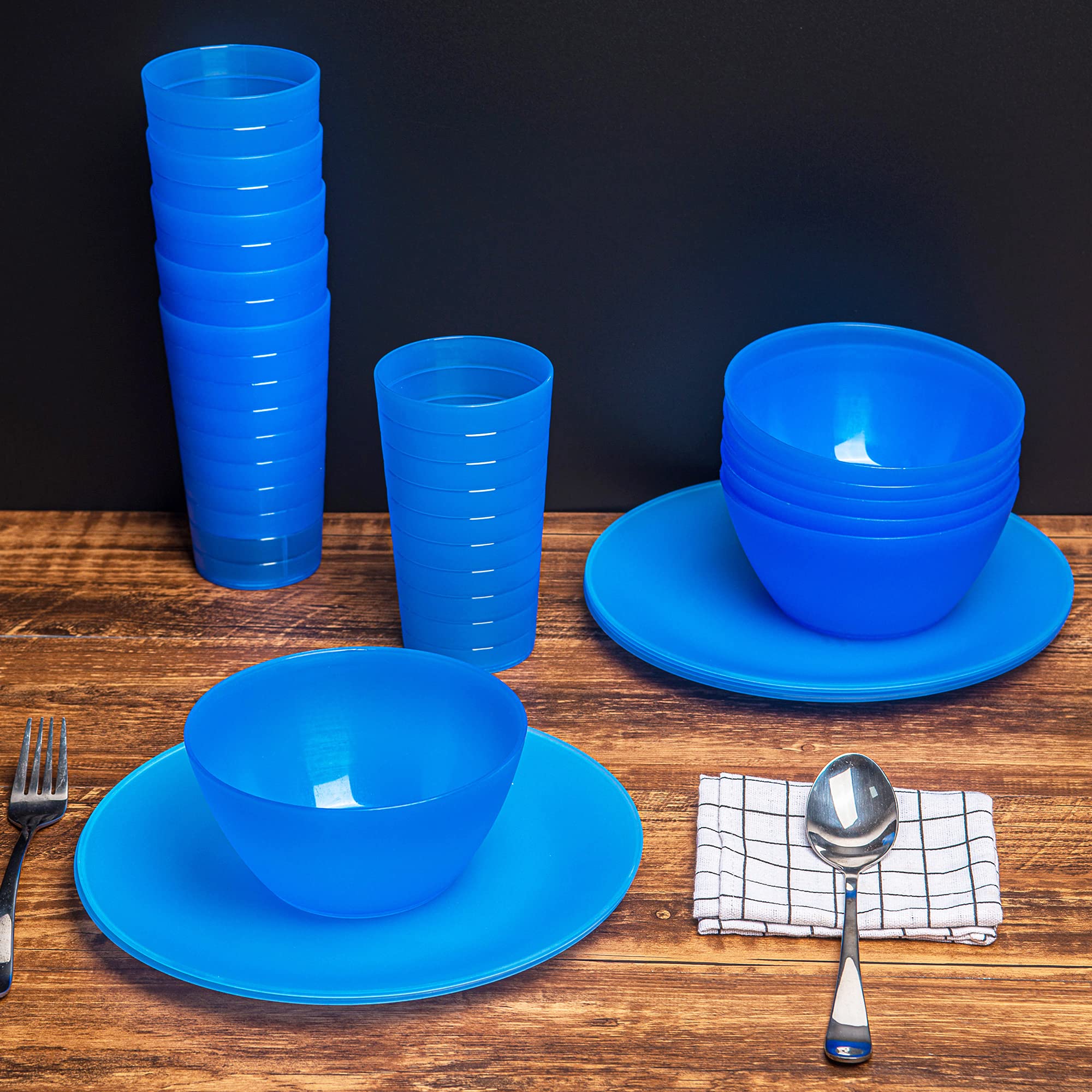 Unbreakable Plastic Dinnerware Set - 18-Piece Reusable Plates, Bowls & Tumblers for Outdoor Picnics, Camping, and Parties | Durable & Lightweight Blue Tableware