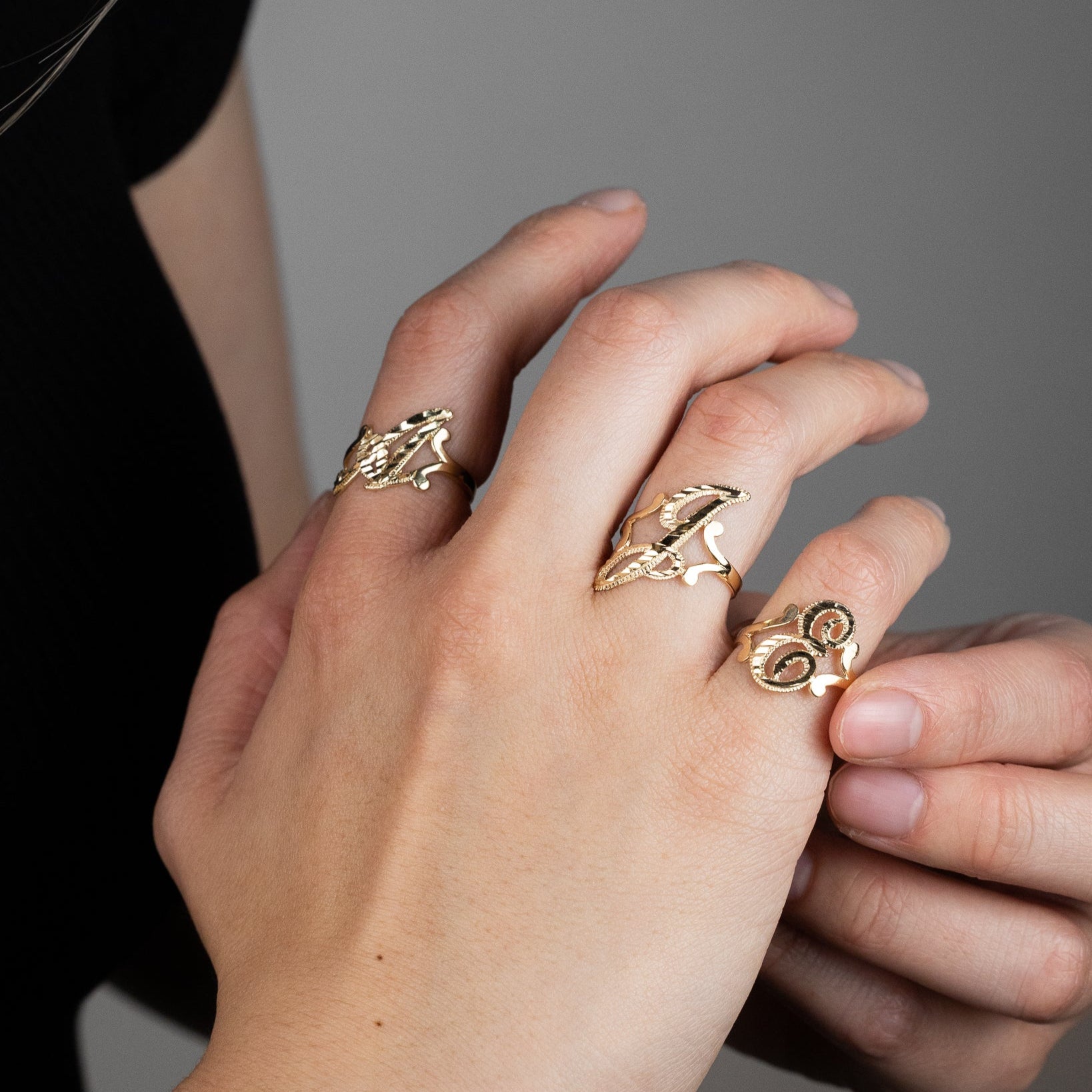 Elegant Gold Cursive Initial B Ring - Personalized Monogram Jewelry for Women - Perfect for Gifts, Anniversaries & Everyday Wear