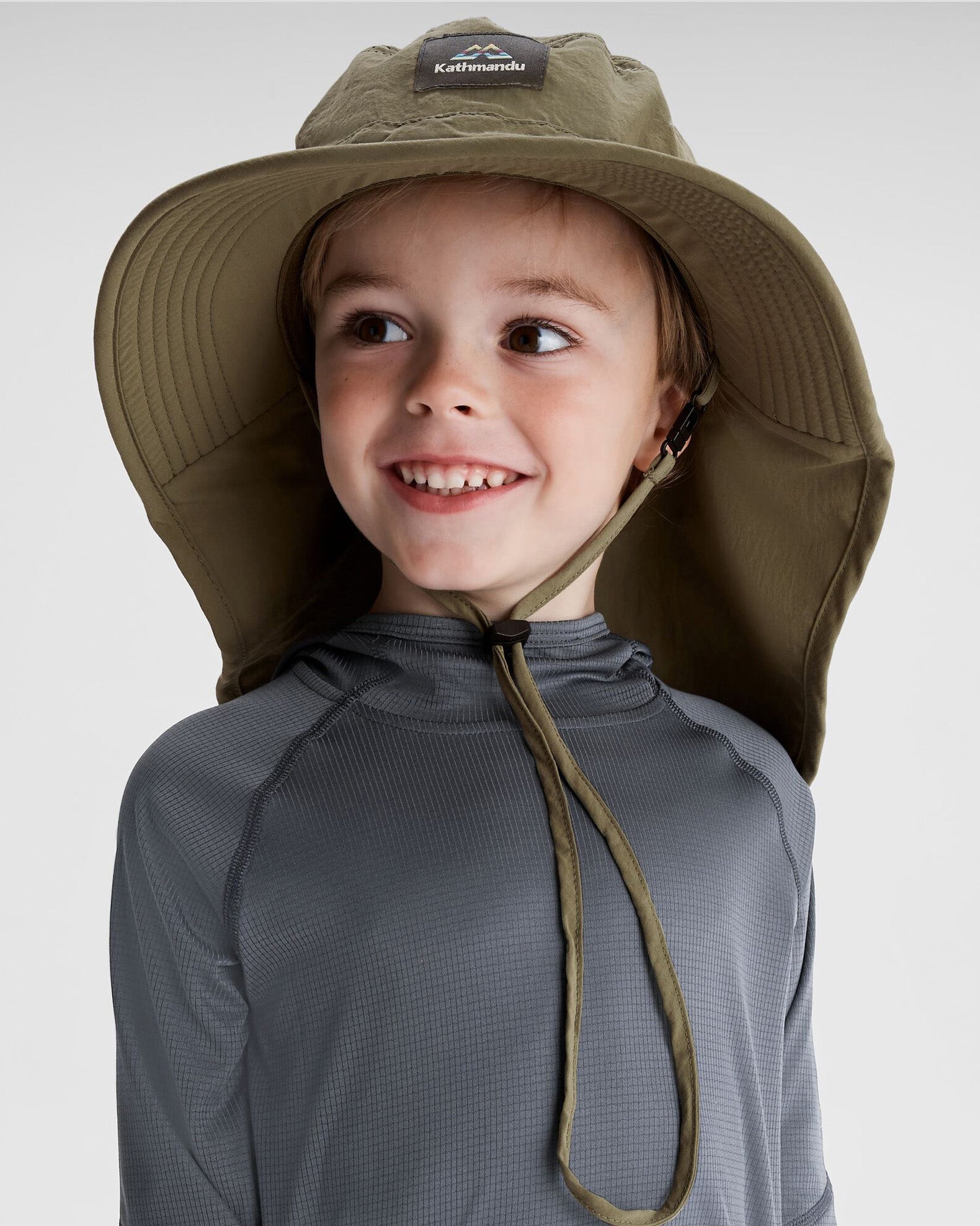 EVRY Day Kids Sun Hat - UPF 50+ UV Protection, Adjustable Chin Strap, Lightweight & Breathable for Boys & Girls - Perfect for Beach, Pool, and Outdoor Activities
