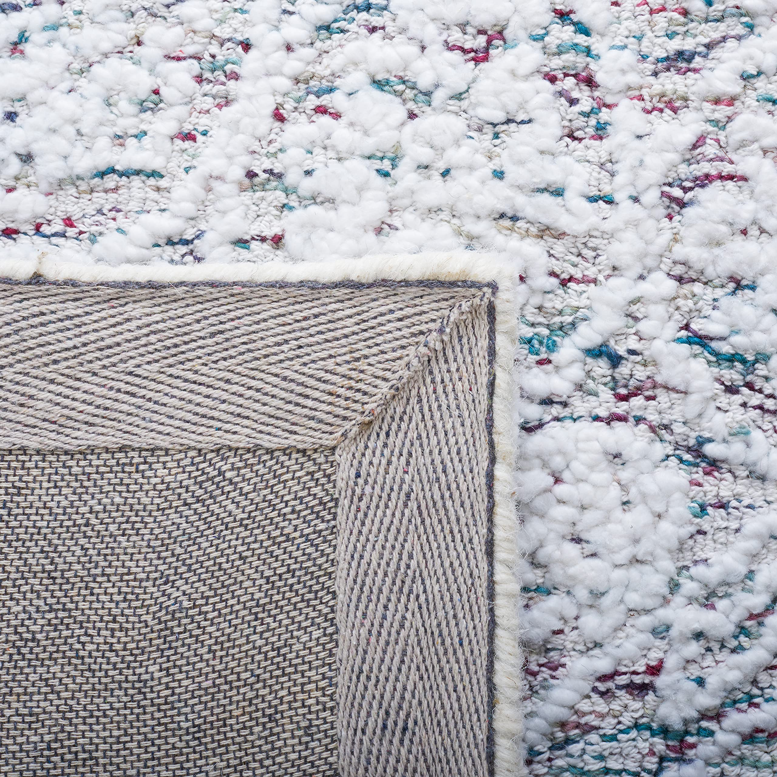 SAFAVIEH Metro Collection 6' Square Ivory & Red Wool Area Rug - Handmade Premium Quality for Living Room, Dining Room & Bedroom Decor | Soft & Durable Floor Covering for Home Interior Design