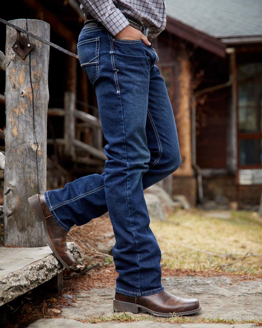 Ariat Men's Rambler Western Boots - Durable Cowboy Boots for Riding & Work - Perfect for Ranch, Rodeo & Outdoor Activities