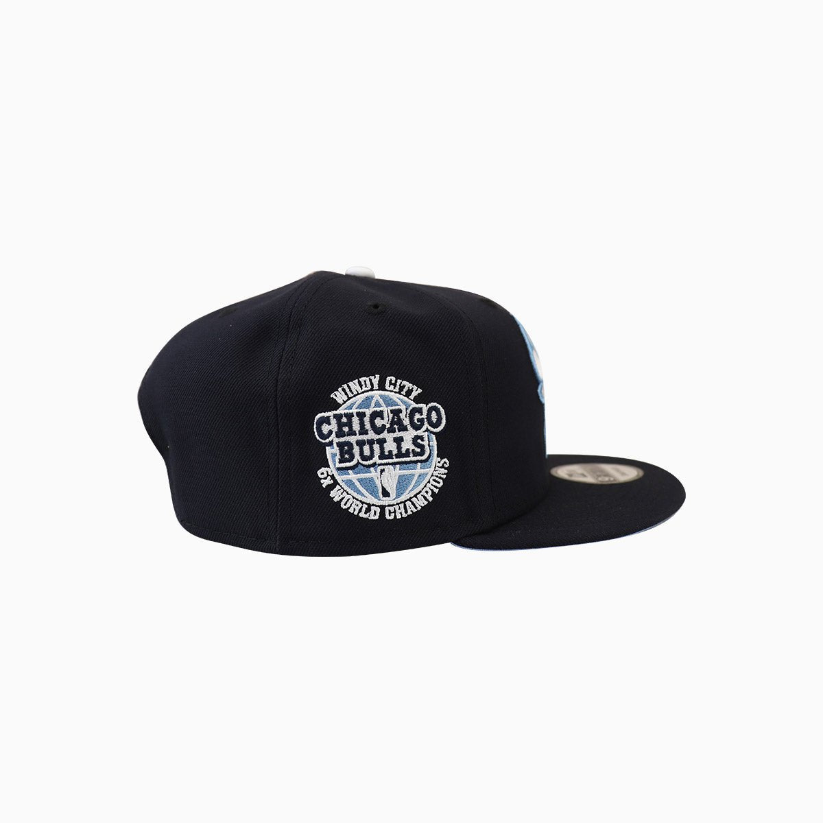 Chicago Bulls 6X World Champions NBA 9Fifty Snapback Hat - Official NBA Licensed Adjustable Cap for Men & Women - Perfect for Basketball Games, Streetwear Fashion & Sports Fans