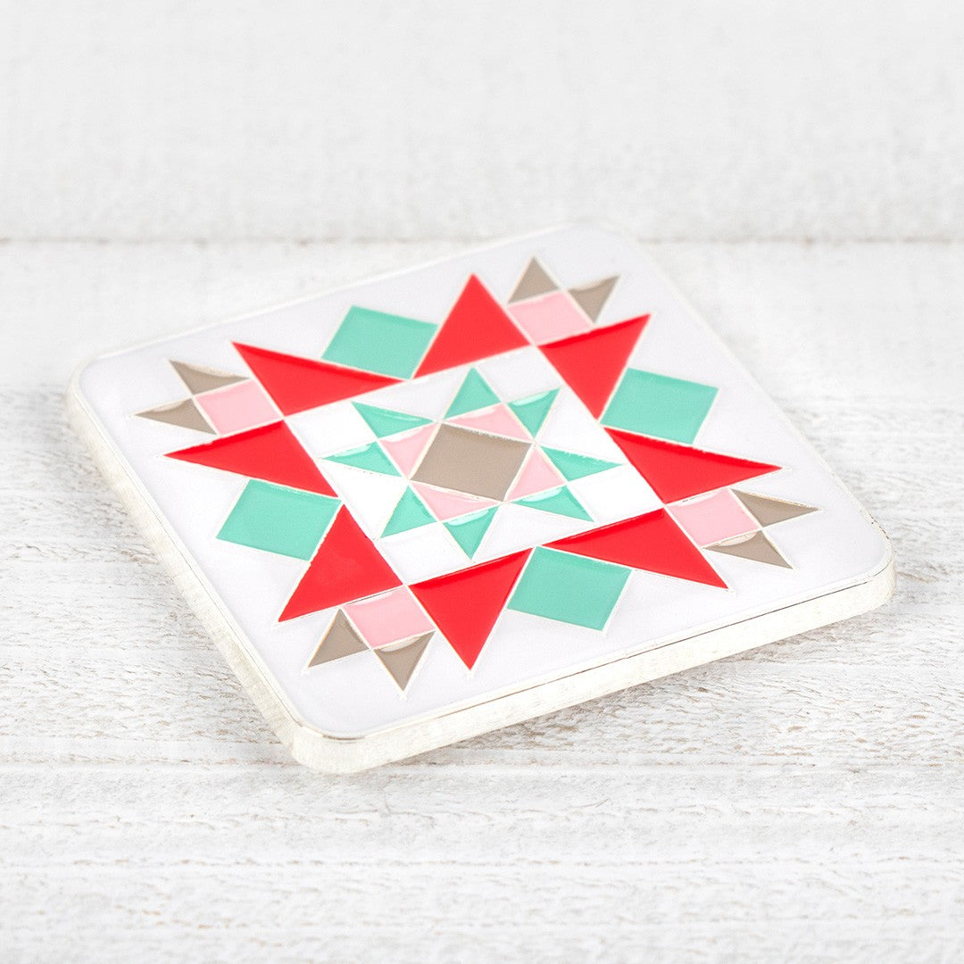 Lori Holt Prim Star Needle Minder - Magnetic Needlework Accessory for Quilting, Embroidery & Sewing Projects | Perfect for Crafters & DIY Enthusiasts