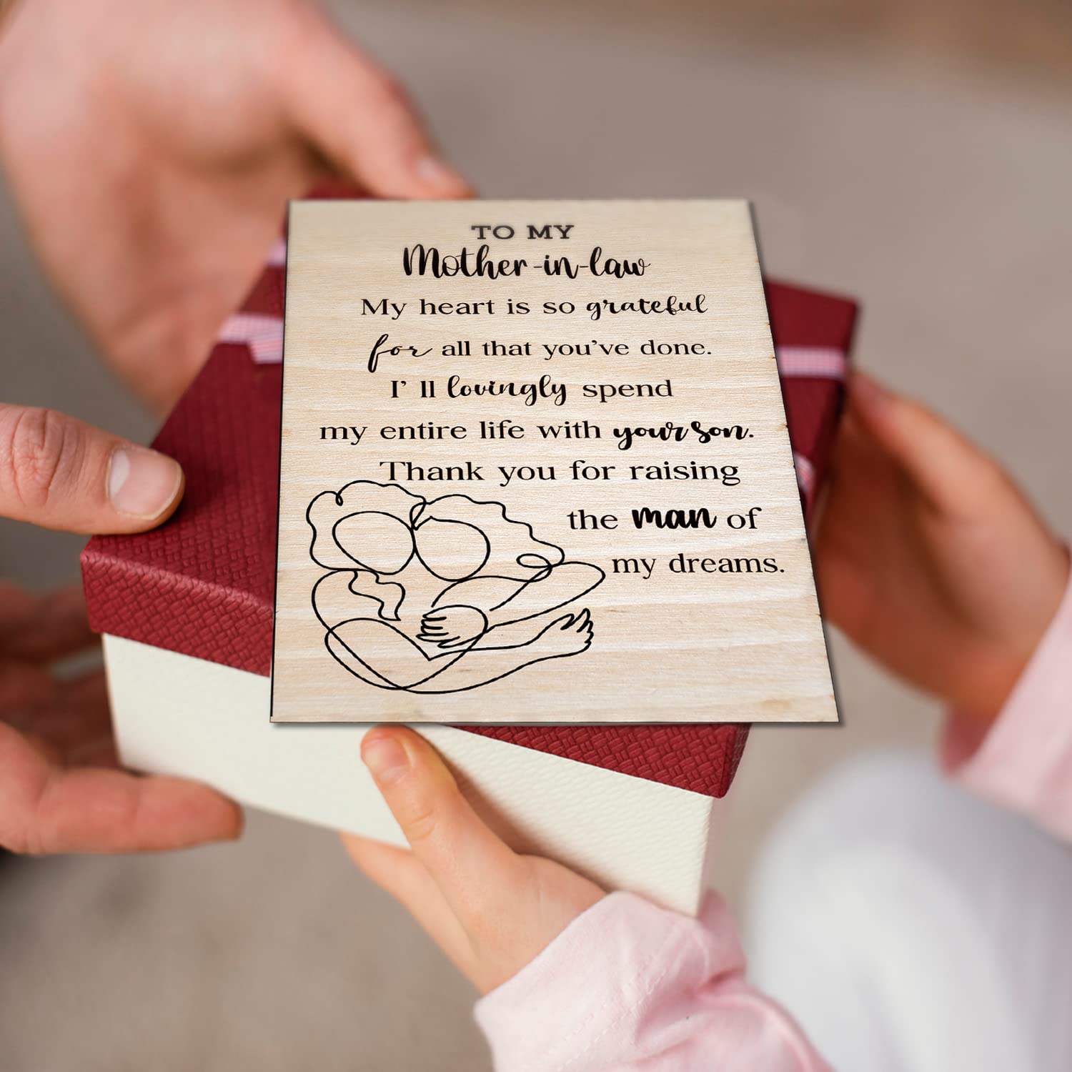 Best Mom Ever American Flag T-Shirt & Wooden Greeting Card Gift Set - Meaningful Mother's Day Present from Son - Perfect for Birthday, Anniversary & Special Occasions