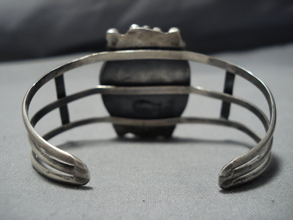 Authentic Vintage Navajo Turquoise Sterling Silver Bracelet - Handmade Native American Jewelry for Women - Perfect for Boho, Western & Festival Fashion