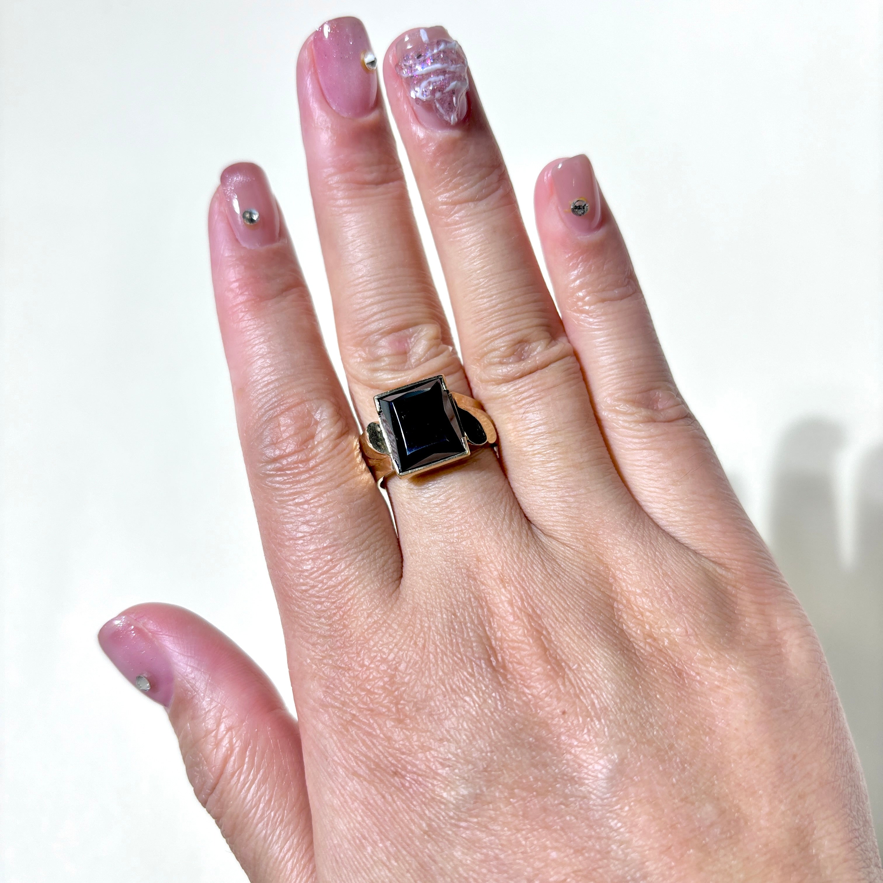 10K Yellow Gold Hematite Ring for Women | 3.29ct Genuine Hematite Stone | Size 8.5 | Elegant Jewelry Gift for Anniversary, Birthday & Special Occasions