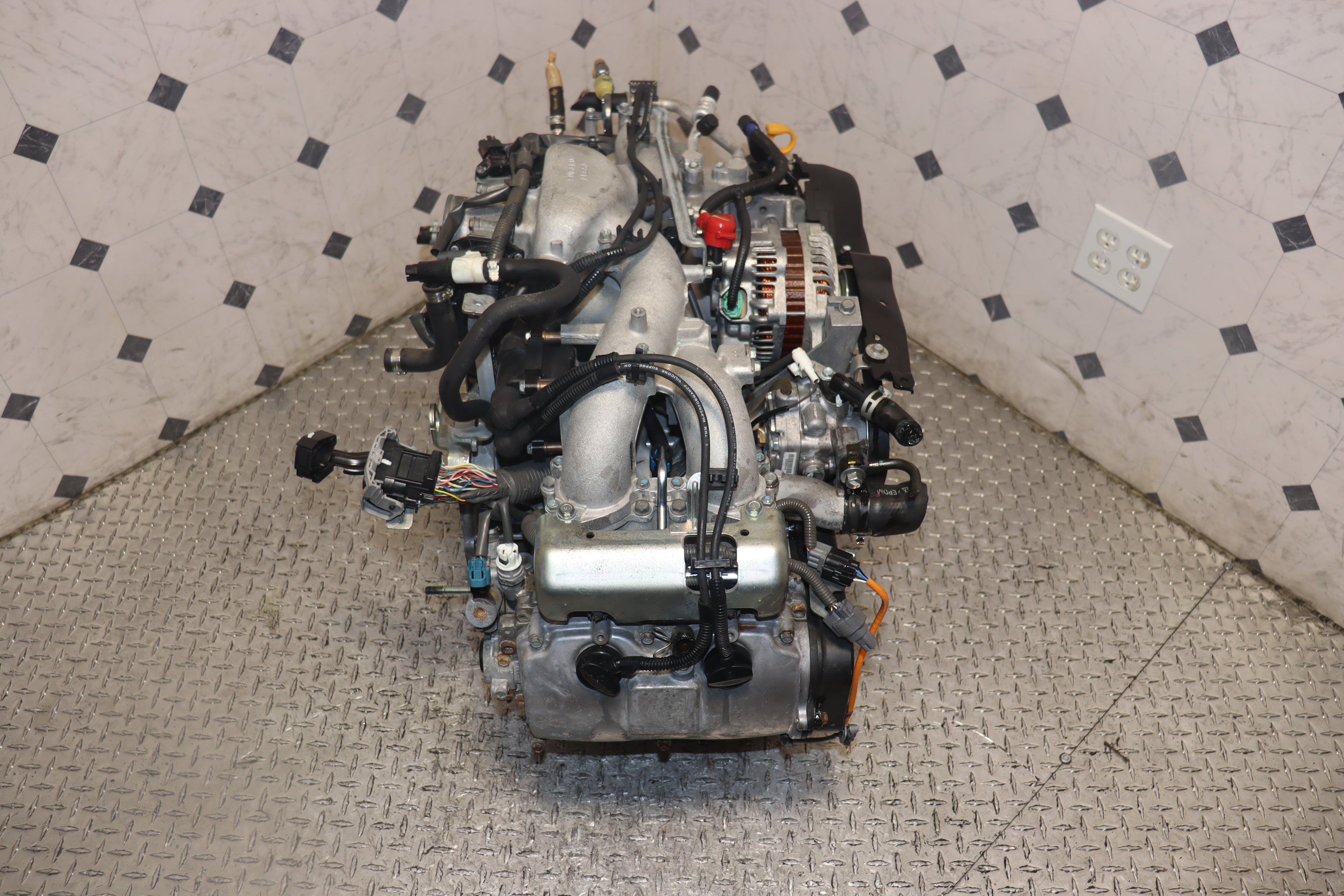 JDM EJ25 SOHC AVCS 2.5L Engine for 2006-2011 Subaru Impreza WRX STI Legacy Outback - High Performance Replacement Motor for Racing & Daily Driving