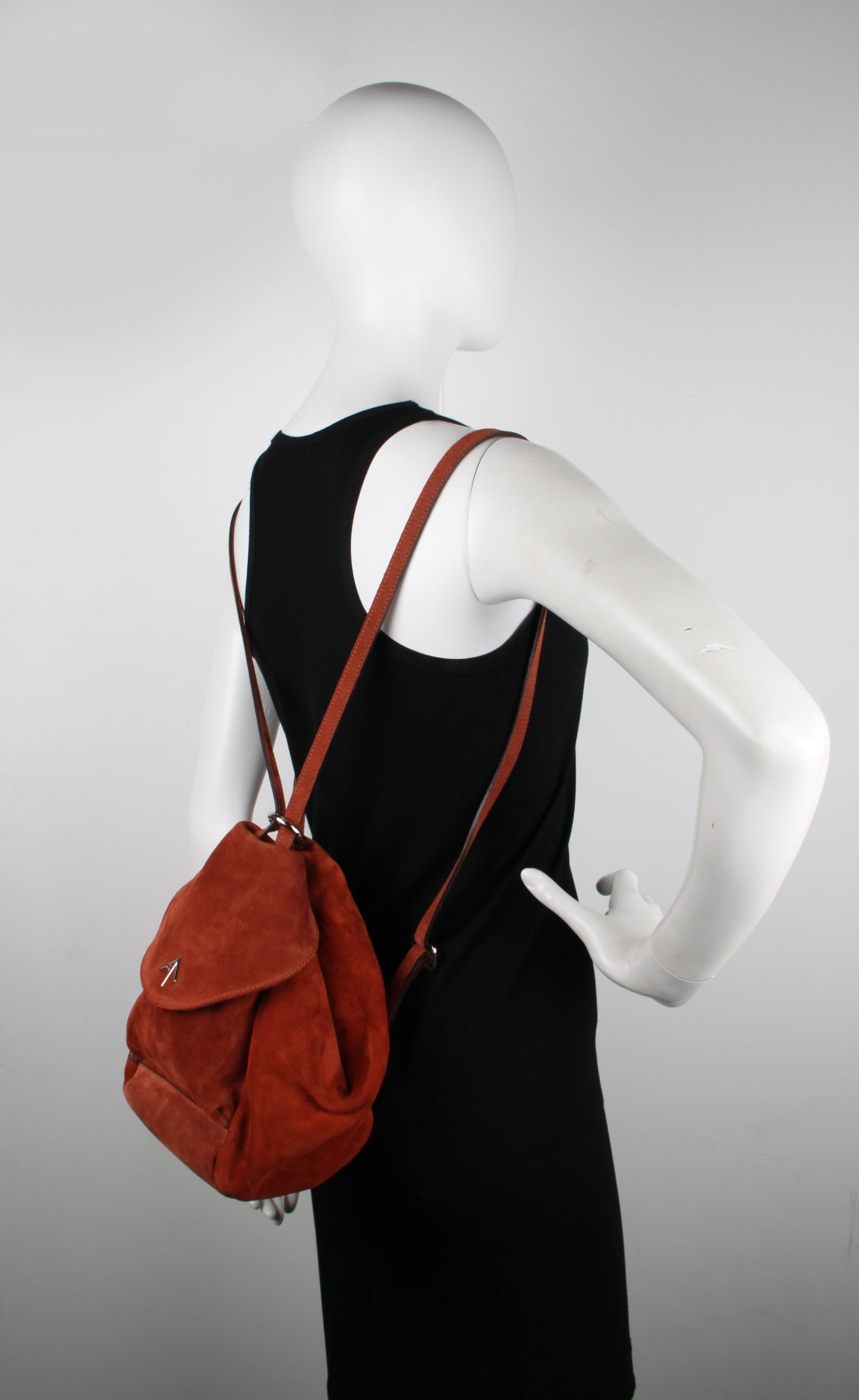 Fernweh Suede Backpack - Stylish & Durable Travel Backpack for Women & Men - Perfect for Hiking, Camping & Everyday Use
