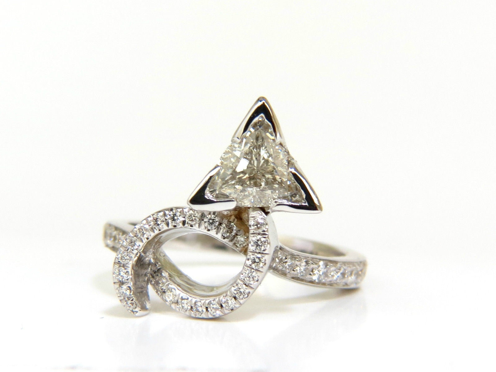 1.56CT Triilliant Diamond Crossover Ring in 14KT White Gold - Elegant Modern Jewelry for Weddings, Anniversaries & Special Occasions