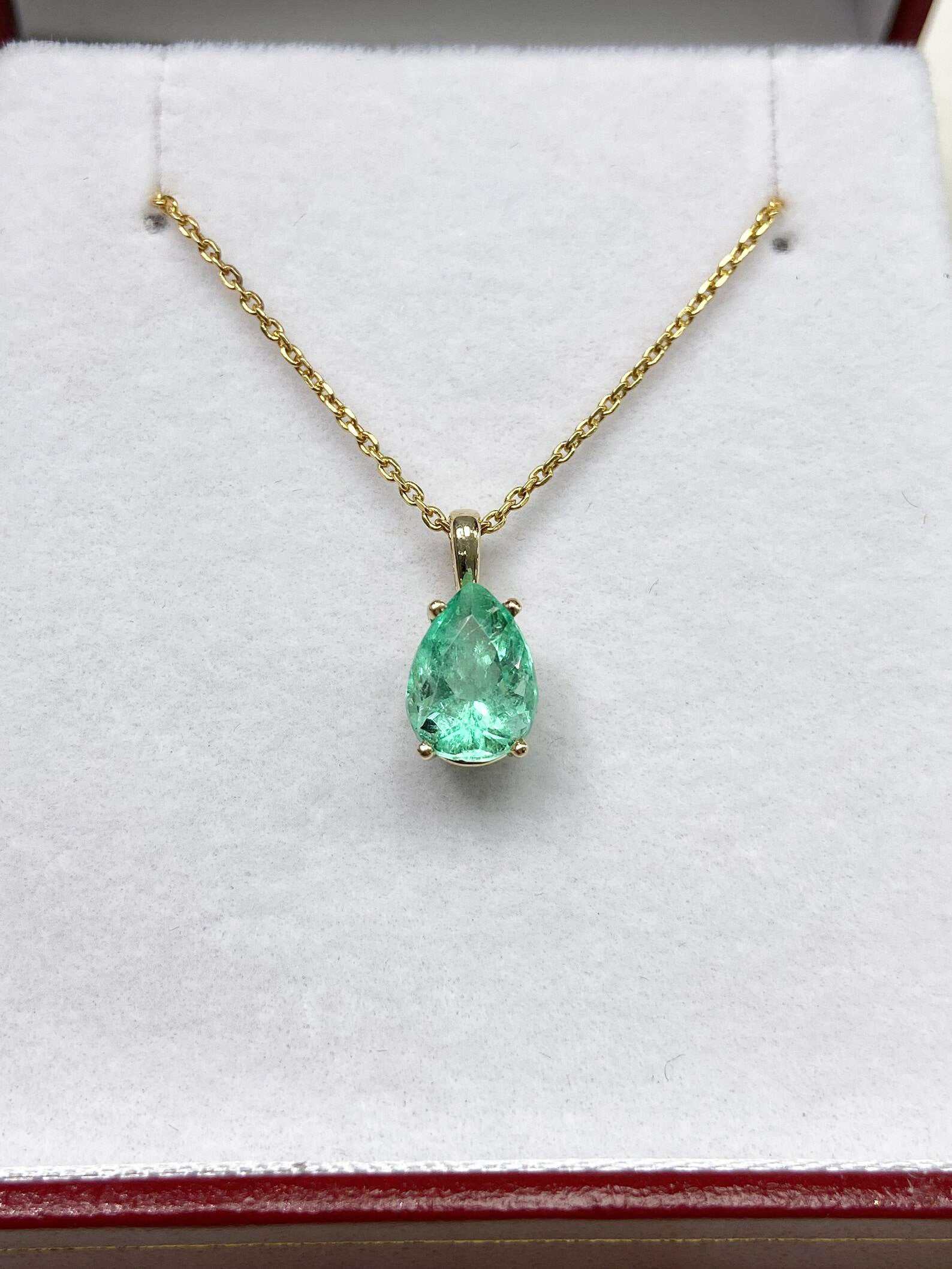 1.50 Carat Natural Colombian Emerald Pear Solitaire Pendant Necklace in 14K Gold - Elegant Jewelry Gift for Women, Perfect for Weddings, Anniversaries & Special Occasions