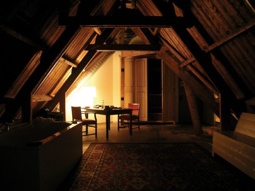 Hotel as Home: The Art of Living on the Road - Travel Essentials for Comfortable Nomadic Lifestyle | Perfect for Digital Nomads, Frequent Travelers & Adventure Seekers