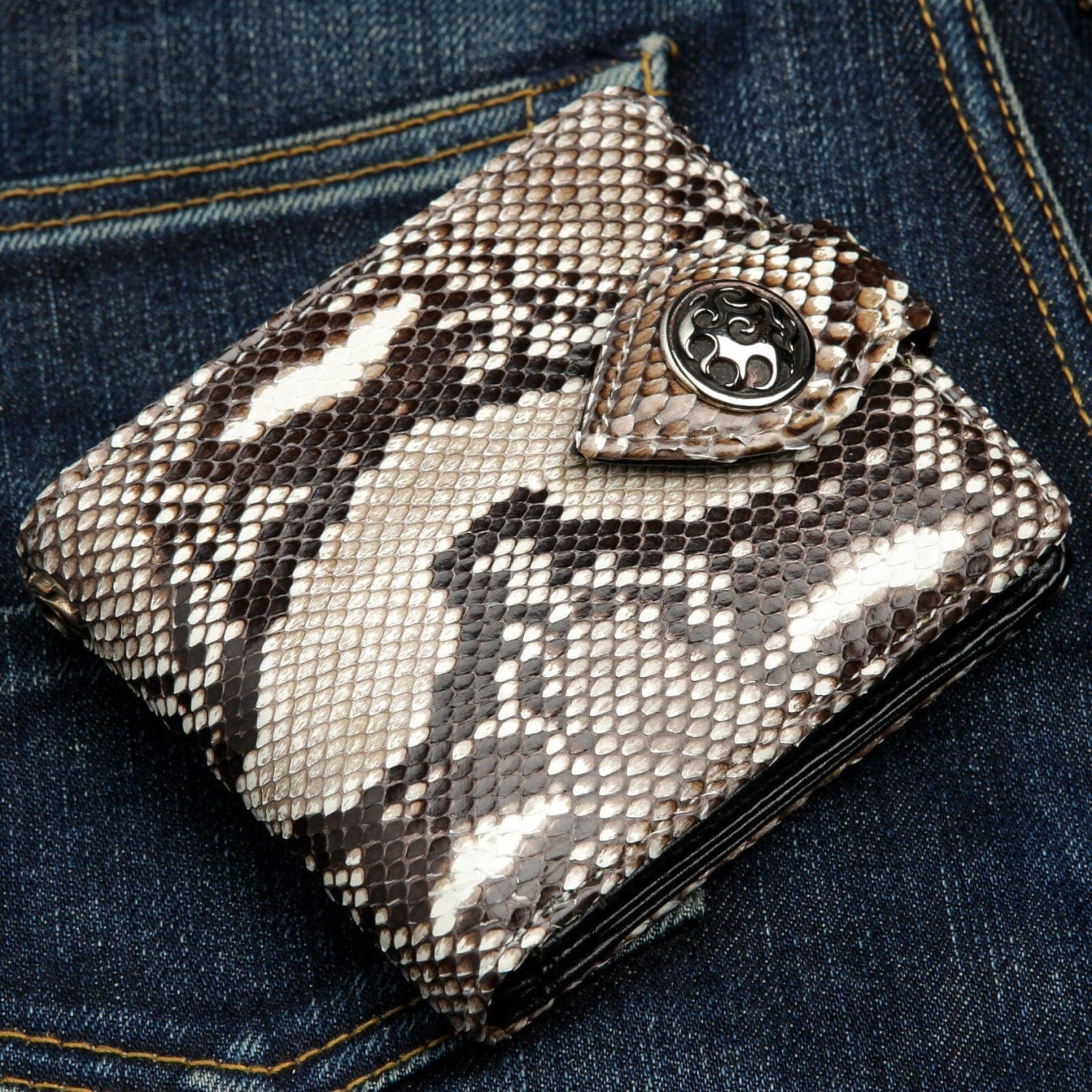 Genuine Cobra Snake Skin Leather Biker Wallet for Men - Stylish RFID Blocking Bi-fold Wallet - Perfect for Motorcycle Riders, Bikers & Outdoor Enthusiasts