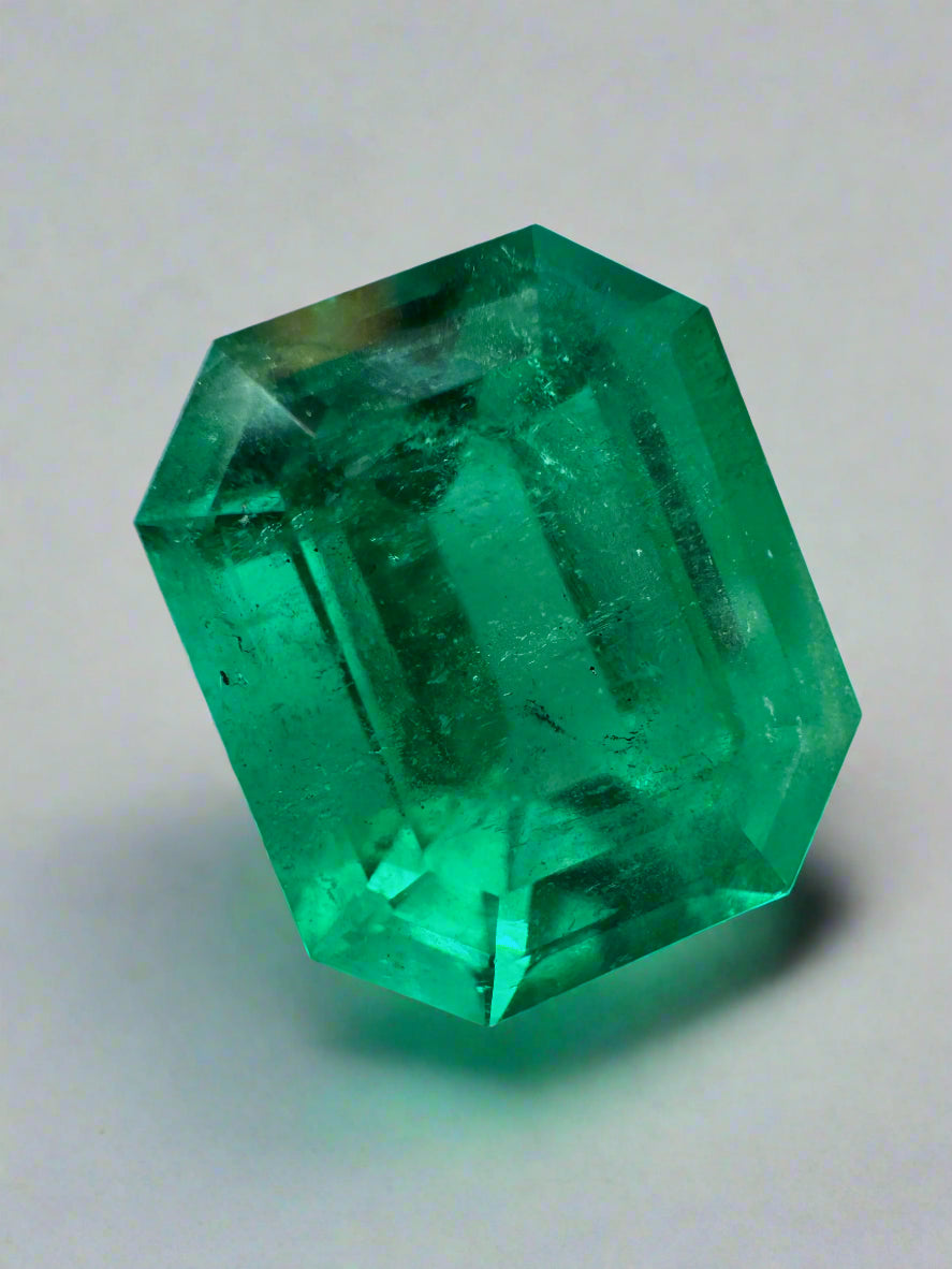 8.40 Carat 13x11mm AAA+ Fine Loose Colombian Emerald Gemstone - Emerald Cut for Jewelry Making, Engagement Rings & Luxury Gifts