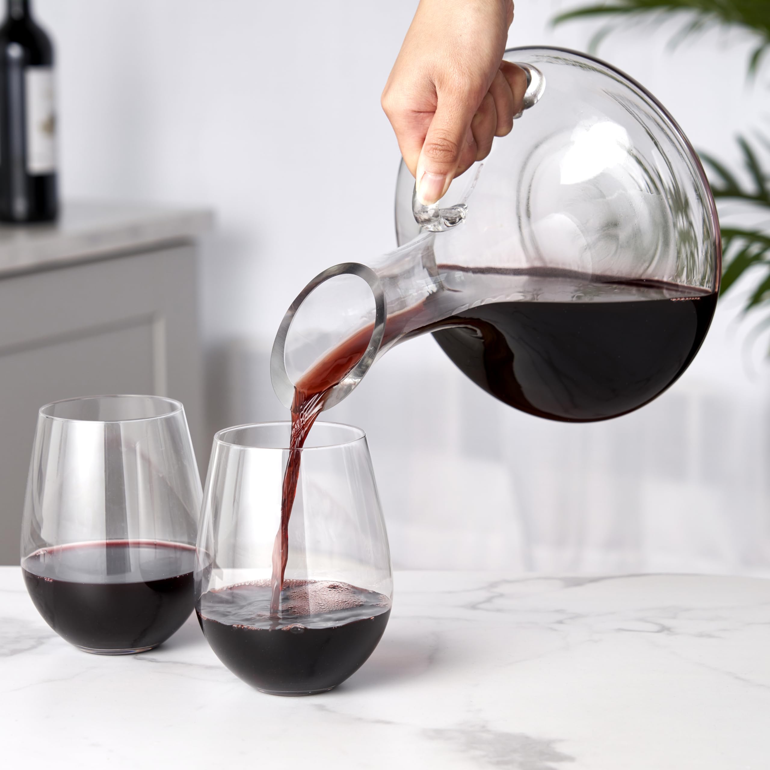 Premium Handled Wine Decanter - 52oz Glass Carafe for Red & White Wine Aeration | Elegant Bar Accessory & Wine Lover Gift | Perfect for Dinner Parties, Wine Tasting & Home Entertaining