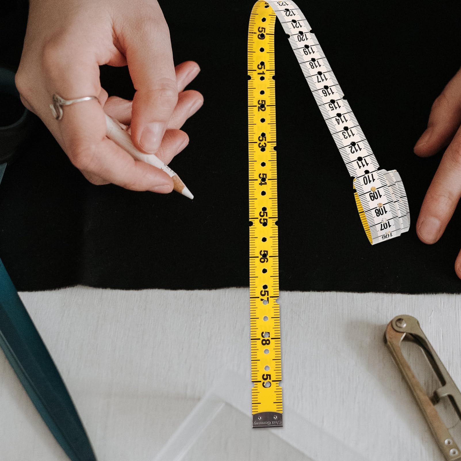 Braille Measuring Tape - Soft Tactile Ruler for Blind & Visually Impaired - Braille Learning Tool & Educational Resource for Students - Perfect for Classroom, Home & Daily Measuring Tasks
