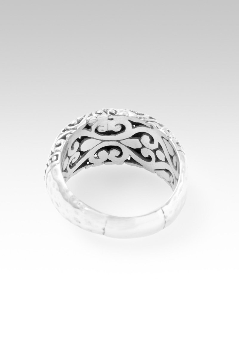 Humble Ring™ - Elegant Stainless Steel Waterproof Wedding Band for Men & Women - Perfect for Engagements, Anniversaries & Everyday Wear