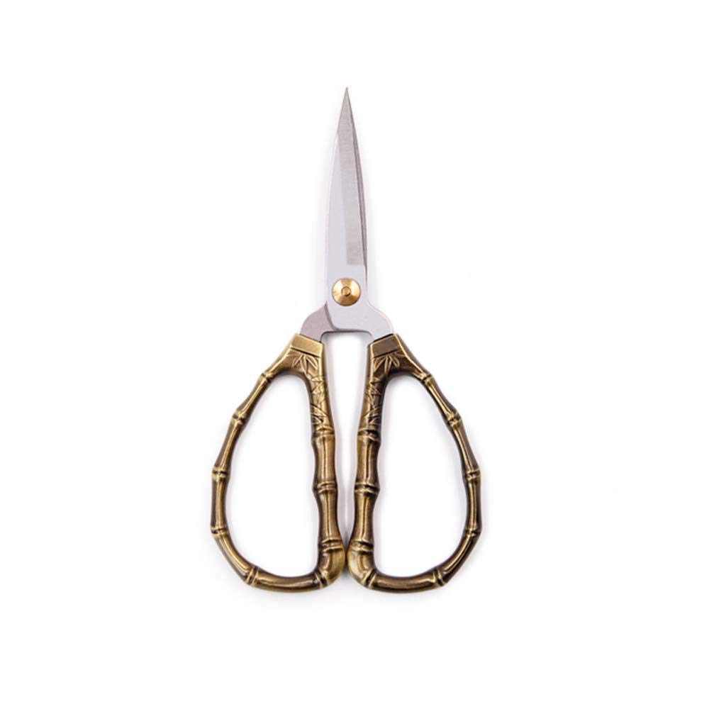 Vintage Stainless Steel Sewing Scissors - Sharp Embroidery Needlework Scissors for DIY Handicraft, Textile Cutting, Tailoring & Cross Stitch - Perfect for Quilting, Fabric Crafts & Dressmaking