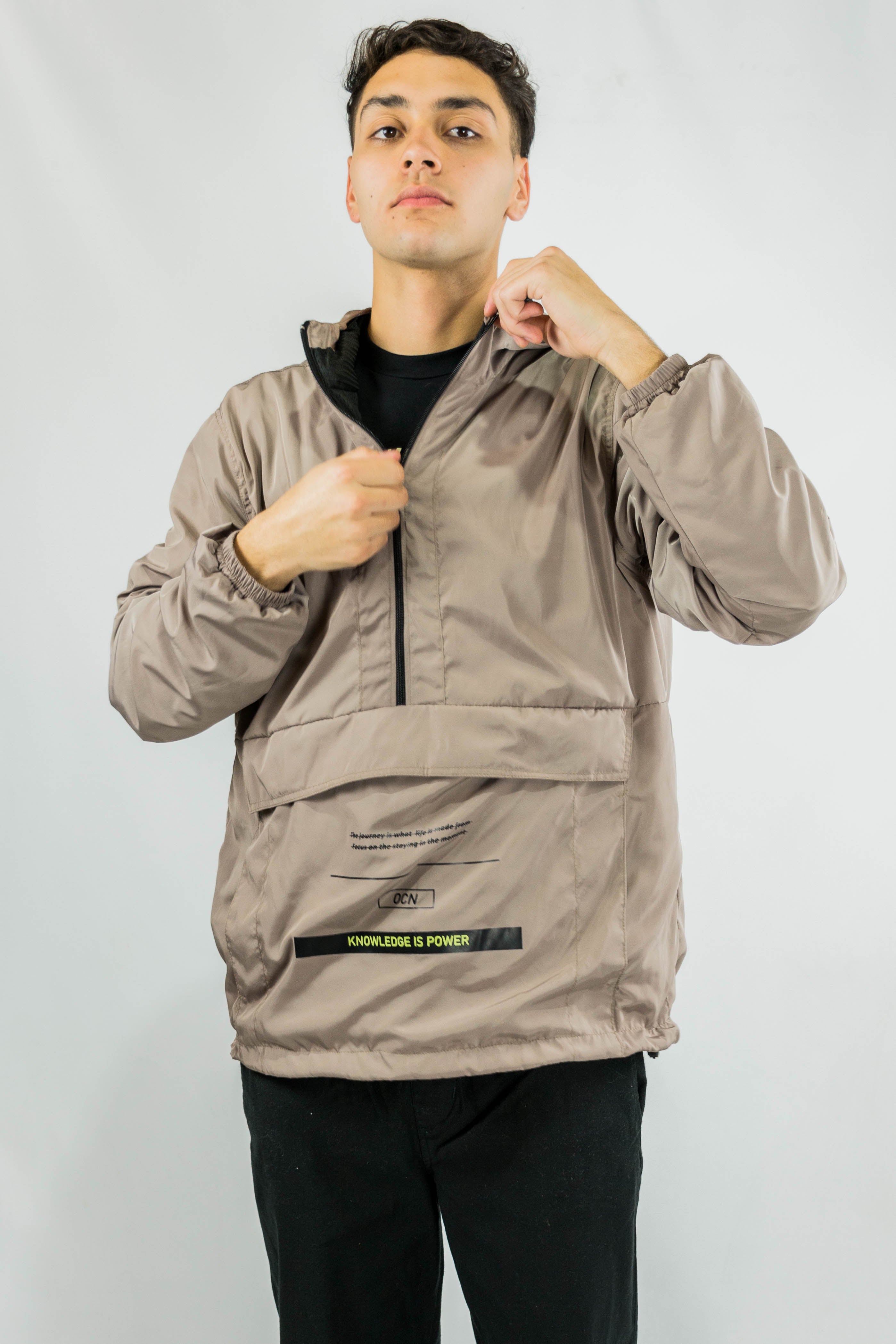 Unisex Anorak Ocn Rompeviento Rainier Jacket - Waterproof Windbreaker in Green Vison 164 | Perfect for Hiking, Camping & Outdoor Adventures