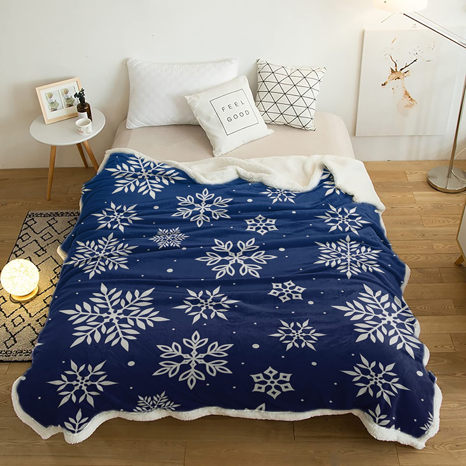 T&H XHome Sherpa Fleece Throw Blanket - Ultra Soft & Warm Reversible Microfiber Blanket (40x50 Inches) - Cozy Snowflake Blue Textured Design for Bed, Couch, Sofa & Travel - Perfect for Winter, Christmas & All Season Use