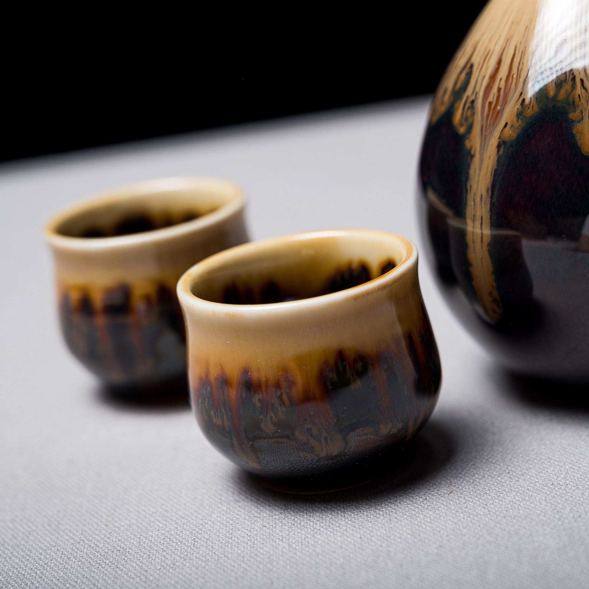 Premium Japanese Sake Set - Handcrafted Brown Glaze Ceramic Gift Set (Minoyaki) - Perfect for Traditional Sake Tasting, Dinner Parties & Japanese Culture Enthusiasts