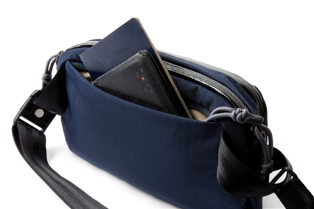 Bellroy Venture Ready Sling 2.5L Crossbody Bag - Lightweight & Water-Resistant Travel Pack for Men & Women - Perfect for Hiking, Commuting & Everyday Carry