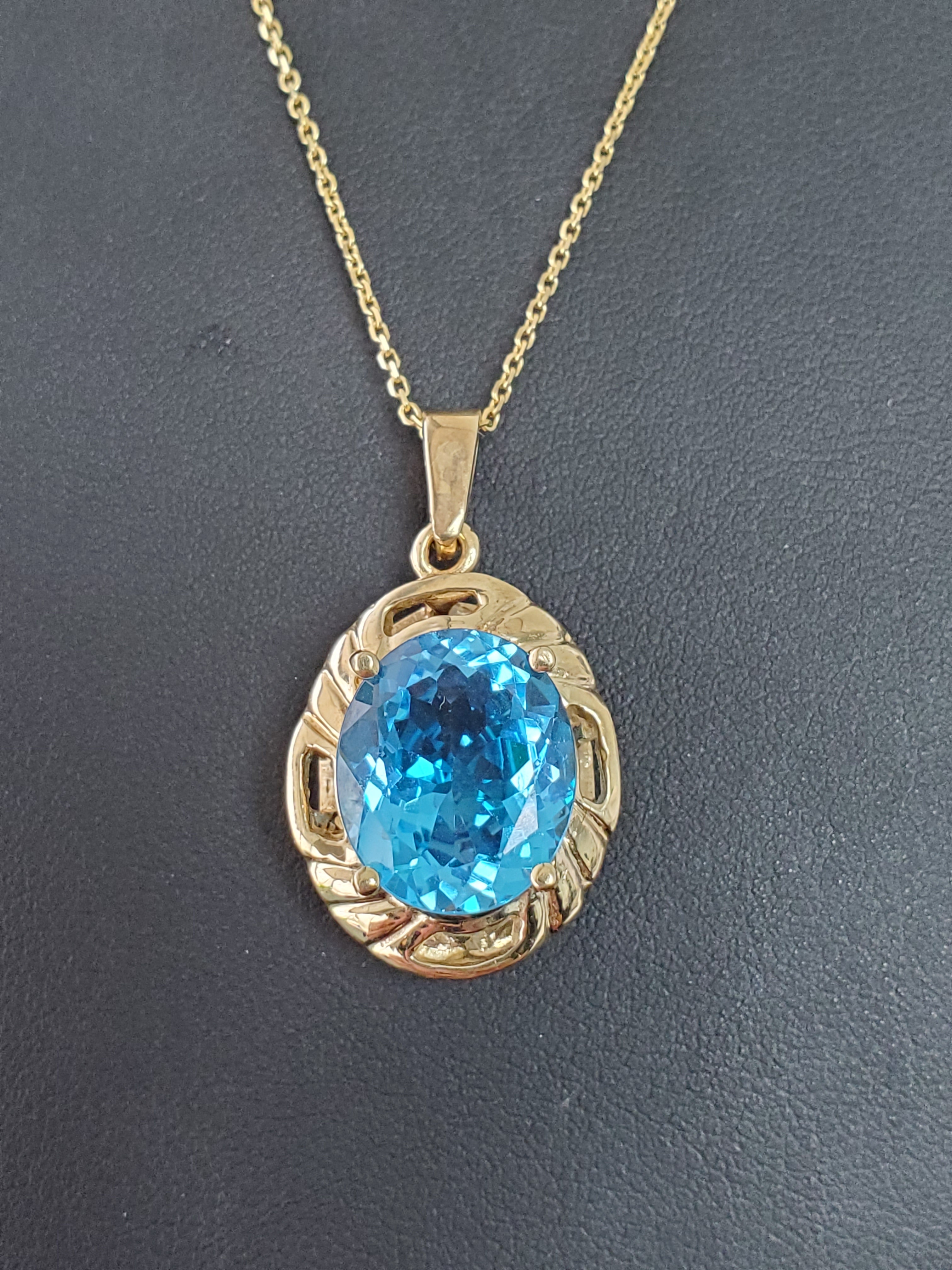 8.21cttw Sky Blue Topaz Pendant in 14k Yellow Gold - Elegant Jewelry Gift for Women, Perfect for Weddings, Anniversaries & Special Occasions