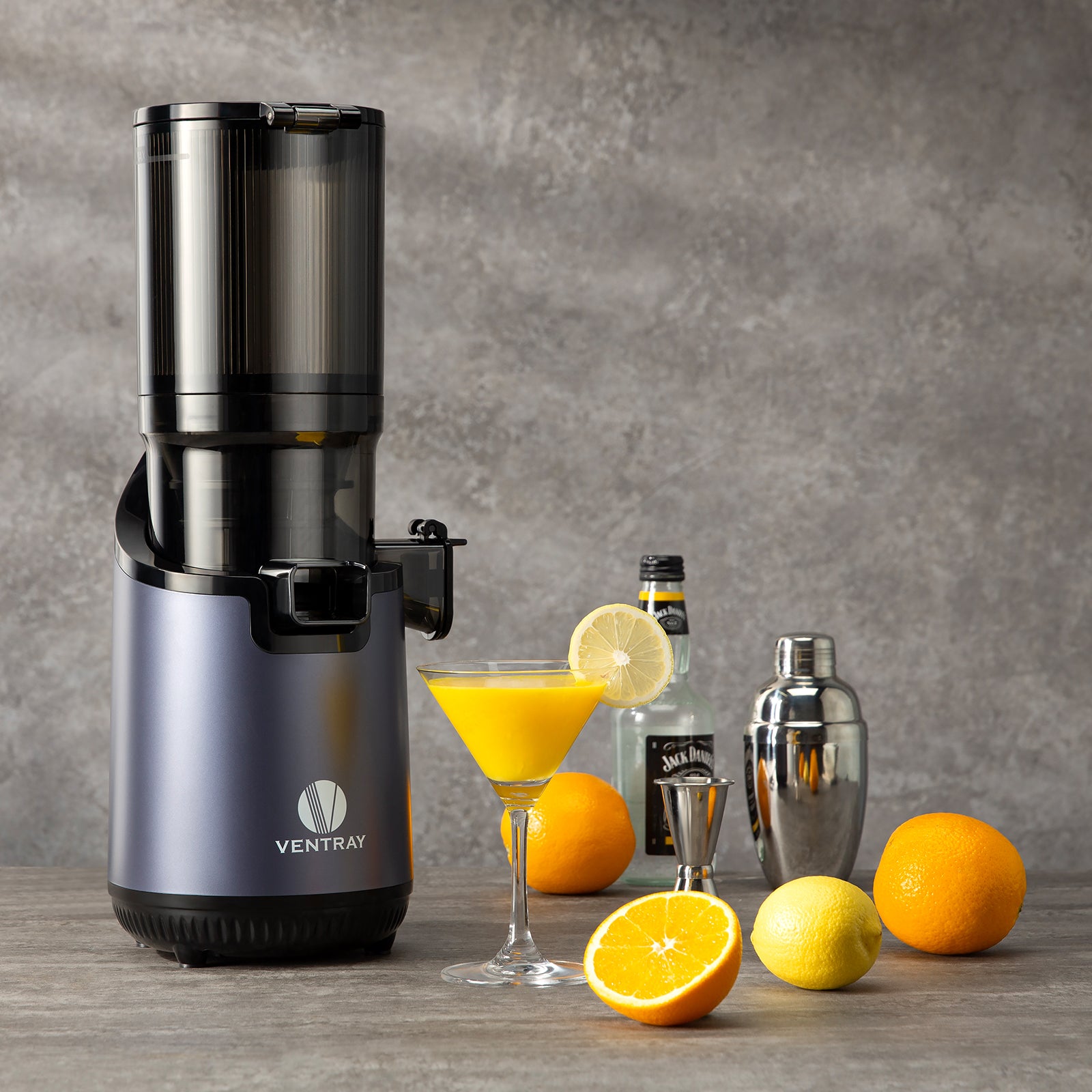 900 RPM Slow Masticating Juicer - Cold Press Juicer for Fruits & Vegetables - Quiet & Efficient Juice Extractor for Home, Gym & Healthy Lifestyle