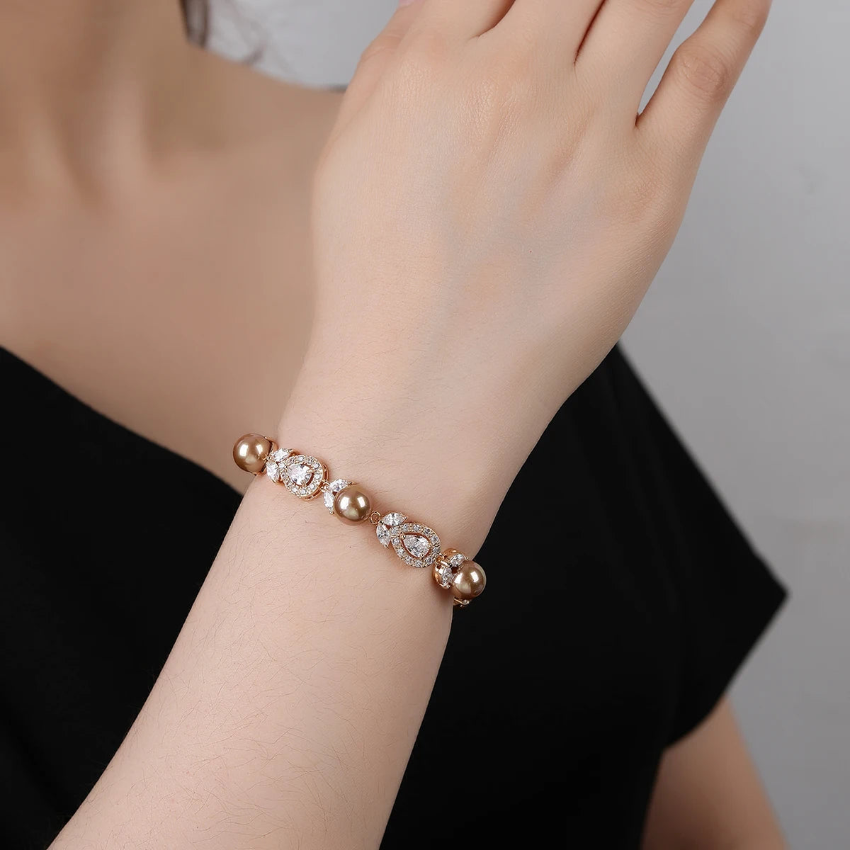 Elegant Pearl Chain Bracelet for Women - White & Gold Cubic Zirconia Wedding Jewelry | Perfect for Bridal Party, Anniversary Gifts & Special Occasions
