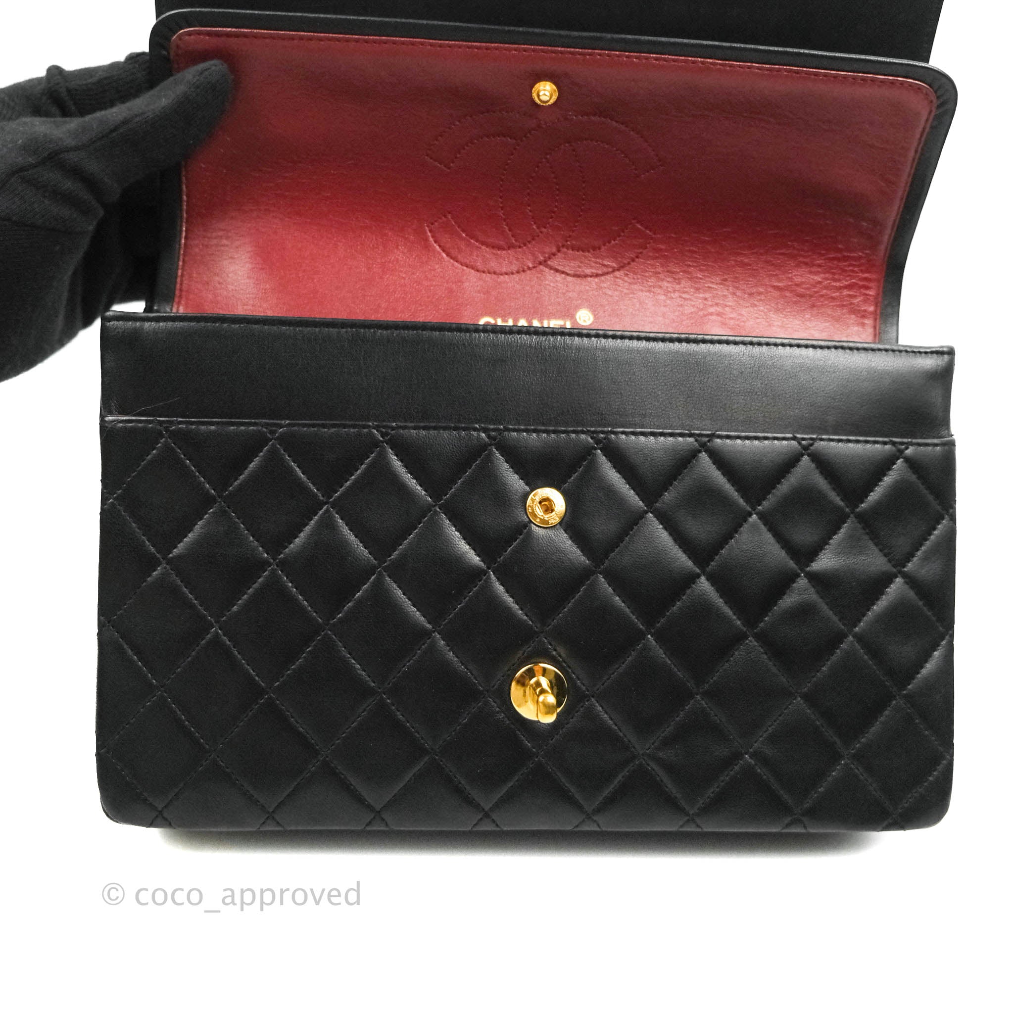 Vintage Chanel Classic Double Flap Bag in Black Lambskin Leather with 24K Gold Hardware - Luxury Handbag for Women, Perfect for Evening Events & Special Occasions
