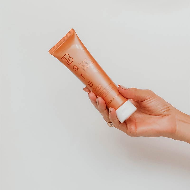 Bare by Vogue Liquid Body Illuminator - Shimmering Highlighter for Face & Body - Perfect for Parties, Weddings & Beach Glow