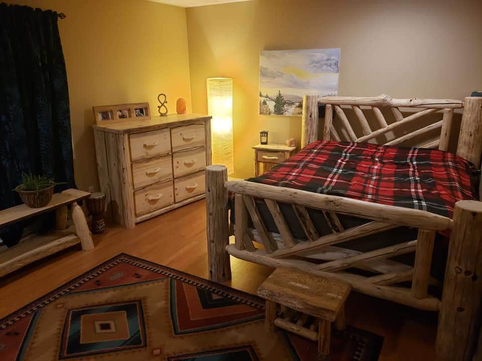 Yellowstone Solid Wood Log Cabin Bed Frame - Queen, King, Full, Twin & California King Sizes - Rustic Bedroom Furniture for Cabin, Lodge & Farmhouse Decor