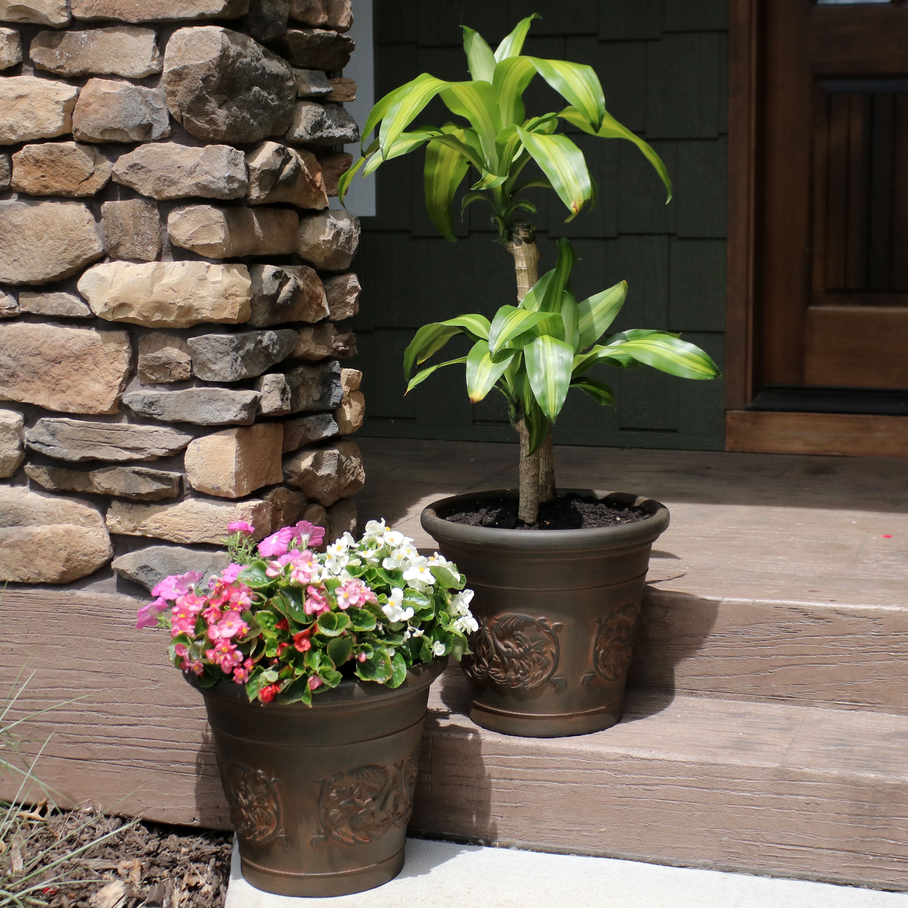 Sunnydaze Arabella Polyresin Outdoor Flower Pot Planter - Durable Garden Decor for Patio, Lawn & Backyard - Perfect for Plants, Herbs & Succulents
