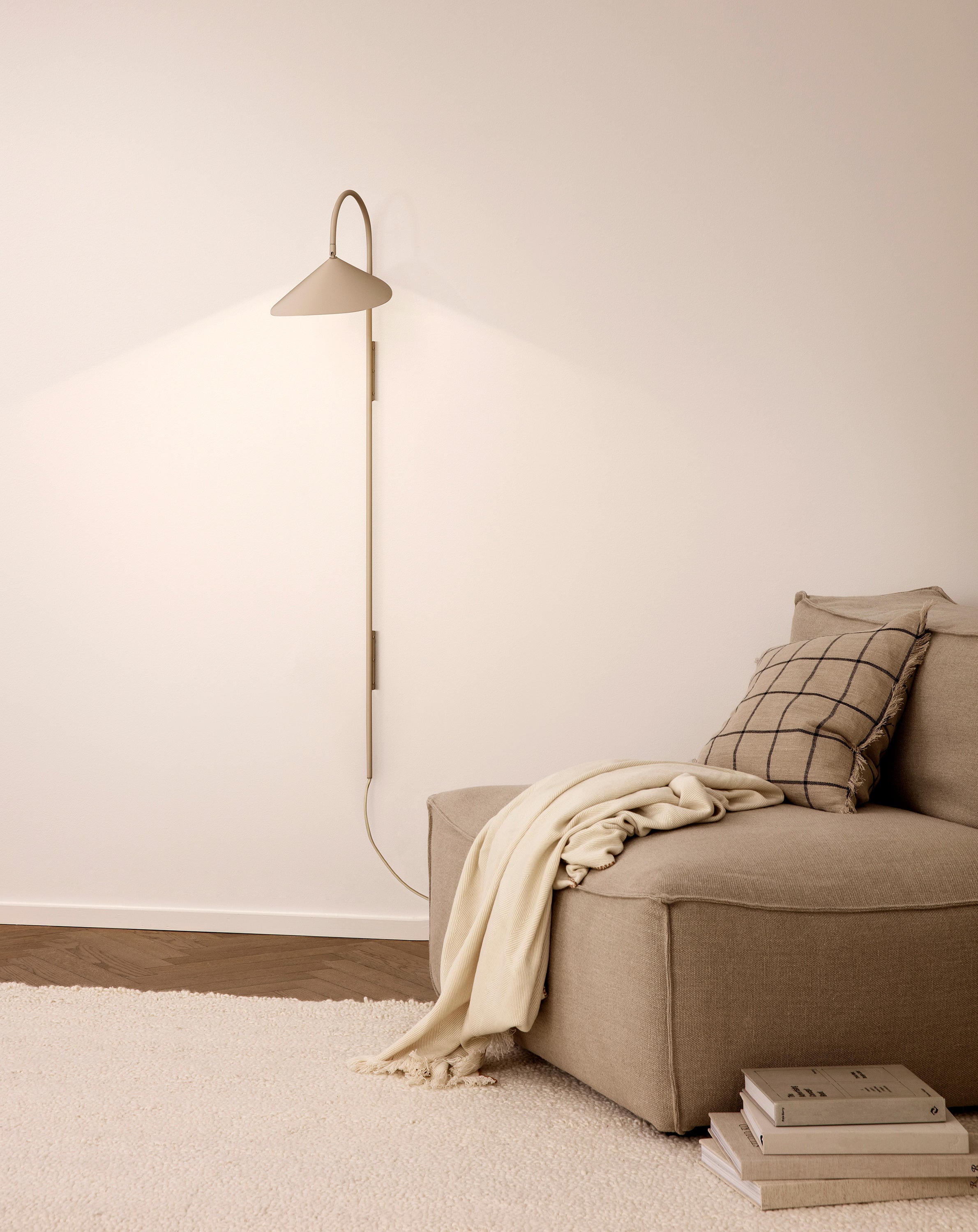 Alocasia Swivel Wall Light - Adjustable Modern LED Sconce for Living Room, Bedroom & Hallway - Perfect for Ambient Lighting and Home Decor