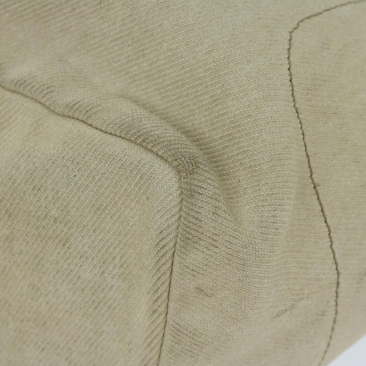 Stylish Beige Canvas Tote Bag with Durable Metal Fittings - Eco-Friendly Fashion Handbag for Women - Perfect for Work, Travel & Shopping