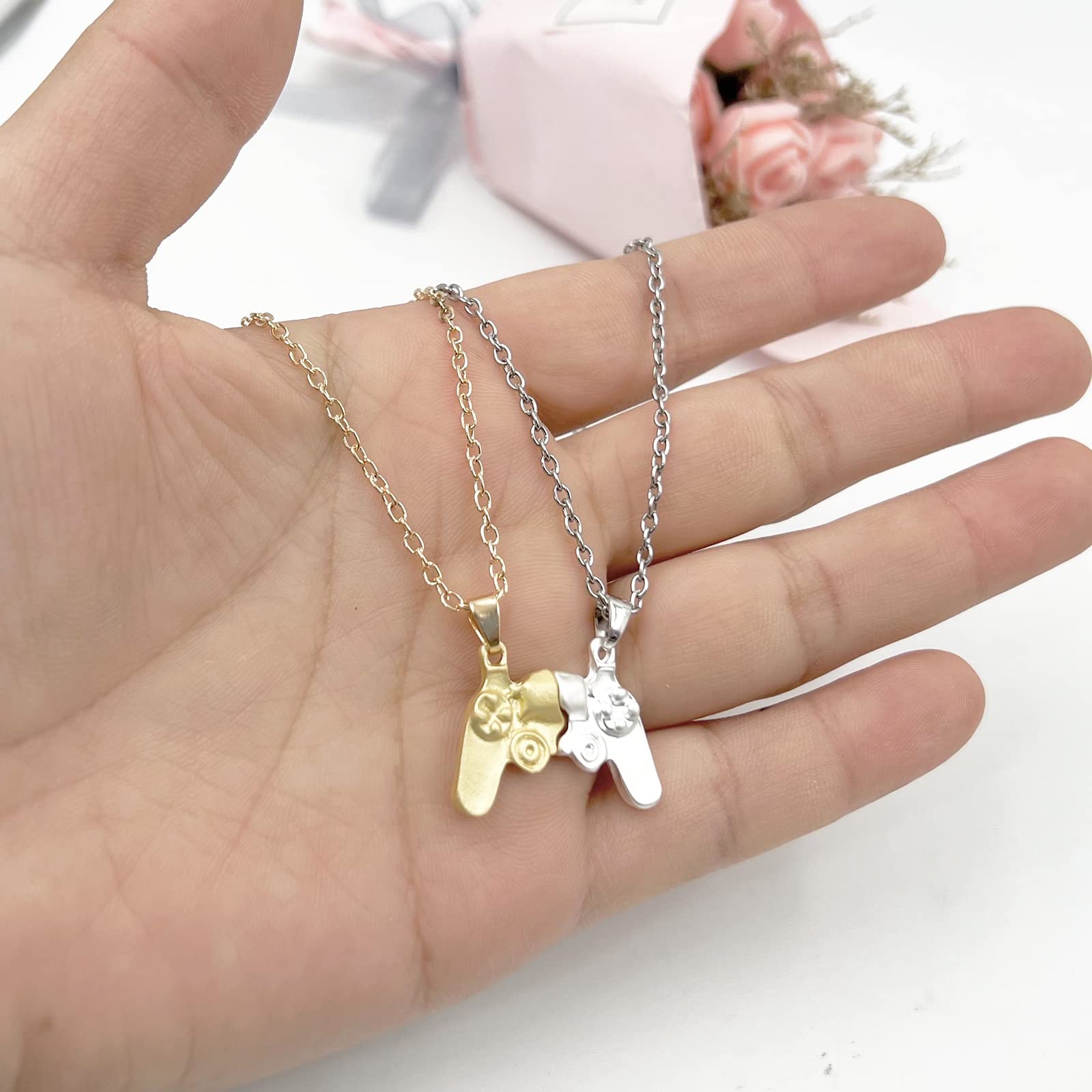 CSIYANJRY99 Game Controller Necklace for Women & Men - Matching Couples Necklace, Best Friend Friendship Gift for Gamers, Perfect for Anniversaries, Birthdays, and Valentine's Day