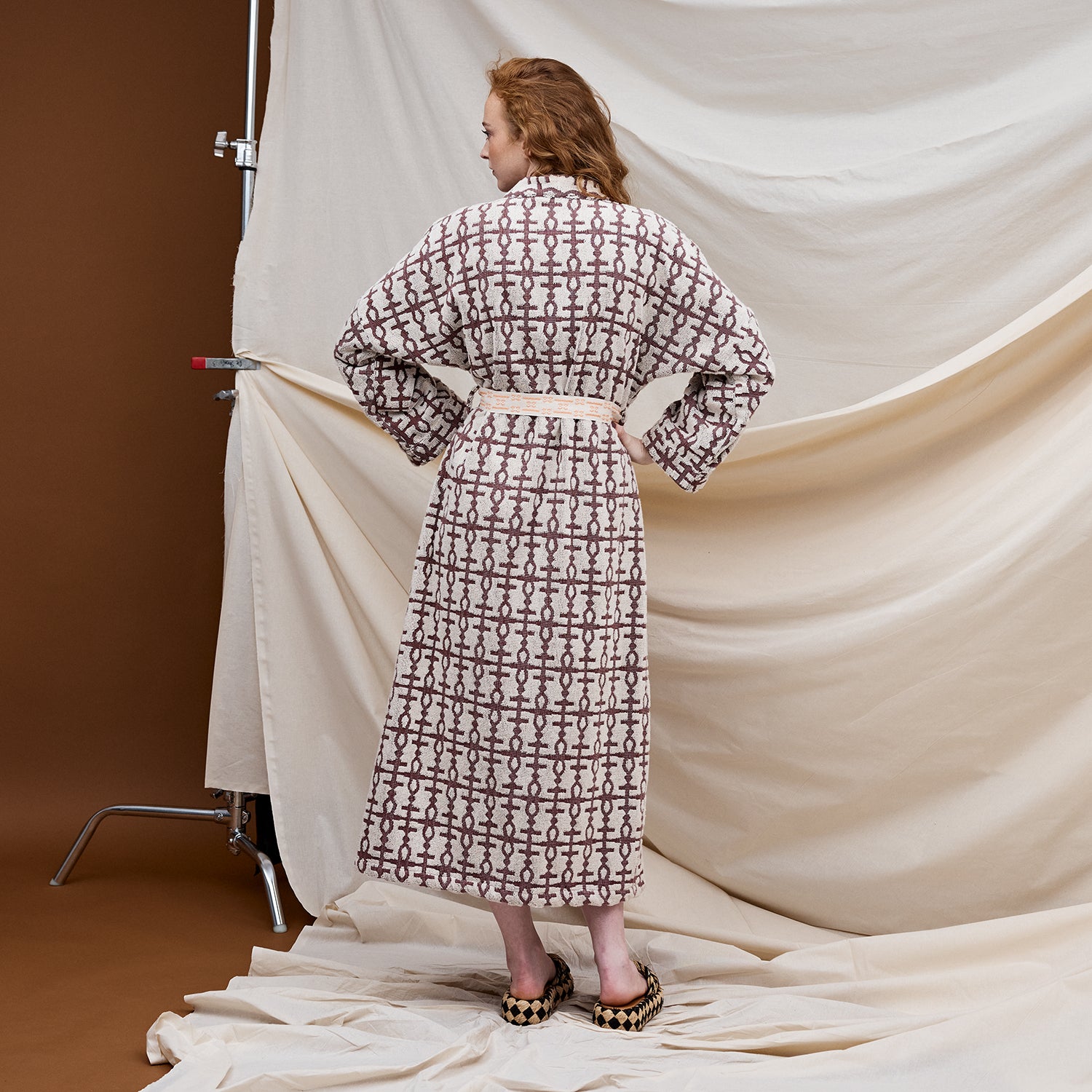 Amata Soft & Absorbent Towelling Robe with Clove Scent - Perfect for Spa, Bath, and Relaxation at Home
