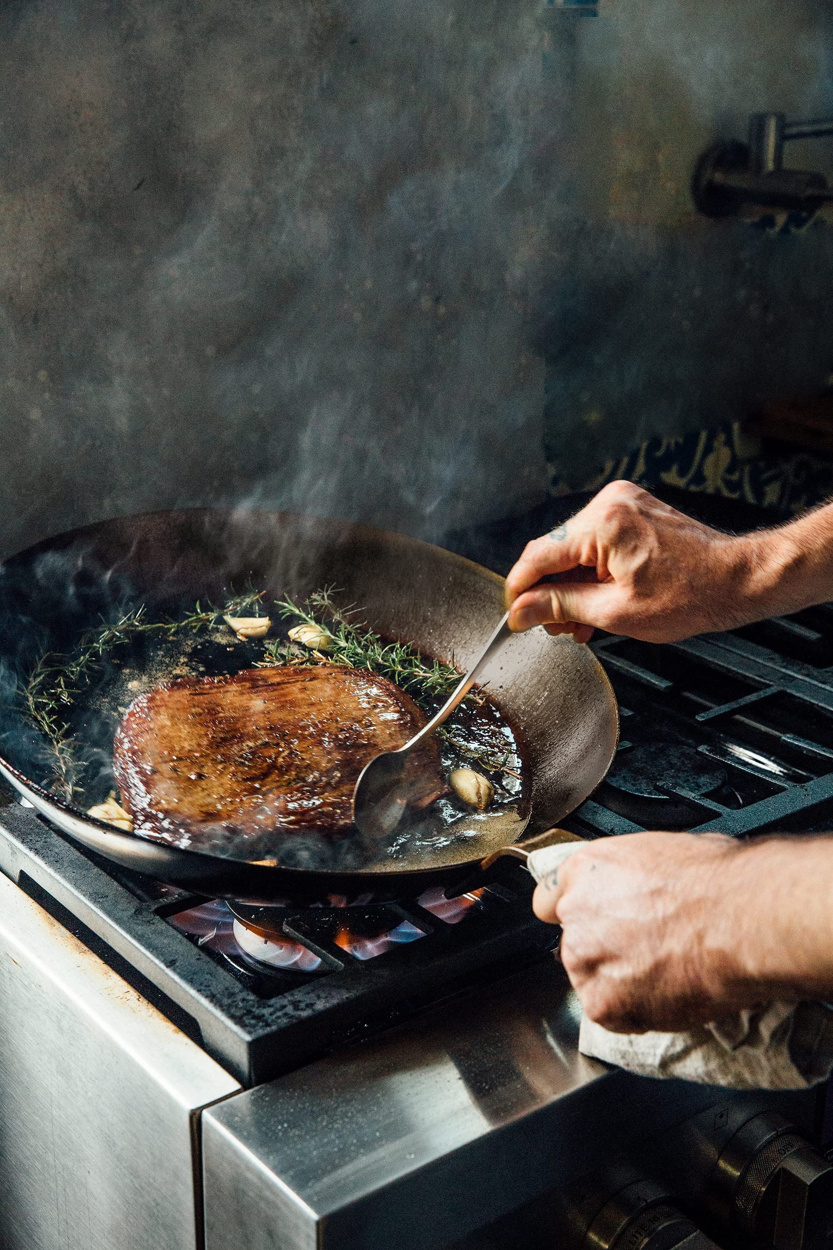 Matfer Bourgeat 14-Inch Black Carbon Steel Frying Pan - Professional Restaurant-Grade Skillet for Searing, Sautéing & Frying - Perfect for Steak, Eggs & Pancakes