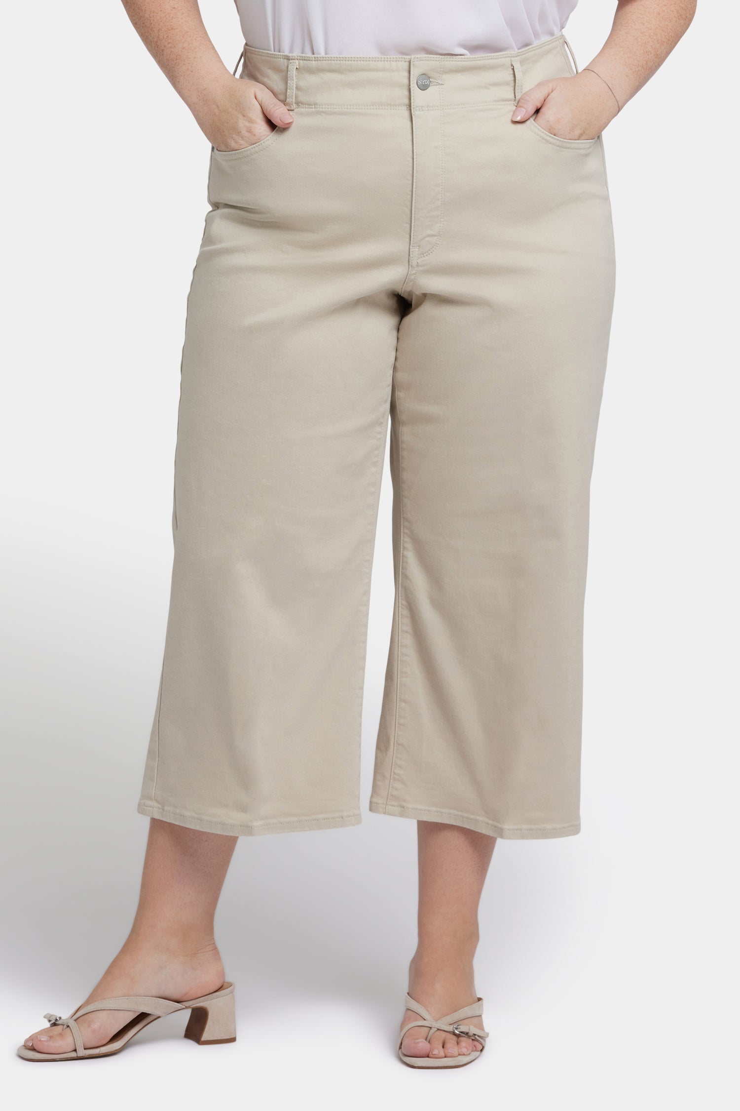 Brigitte Wide Leg Capri Jeans for Women - Plus Size Stretch Denim Pants with Feather Design | Casual & Comfortable Summer Outfit