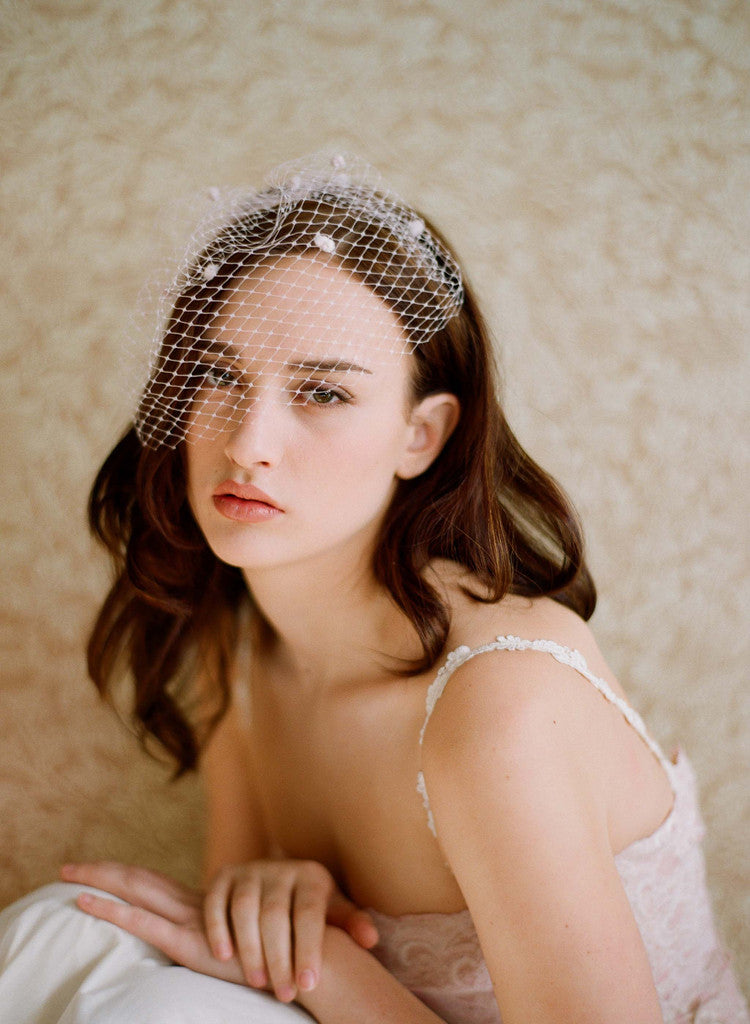 Elegant Mini Birdcage Veil with Polka Dots or Plain Design - Style #217 | Perfect for Vintage Weddings, Tea Parties, and Retro Fashion Events