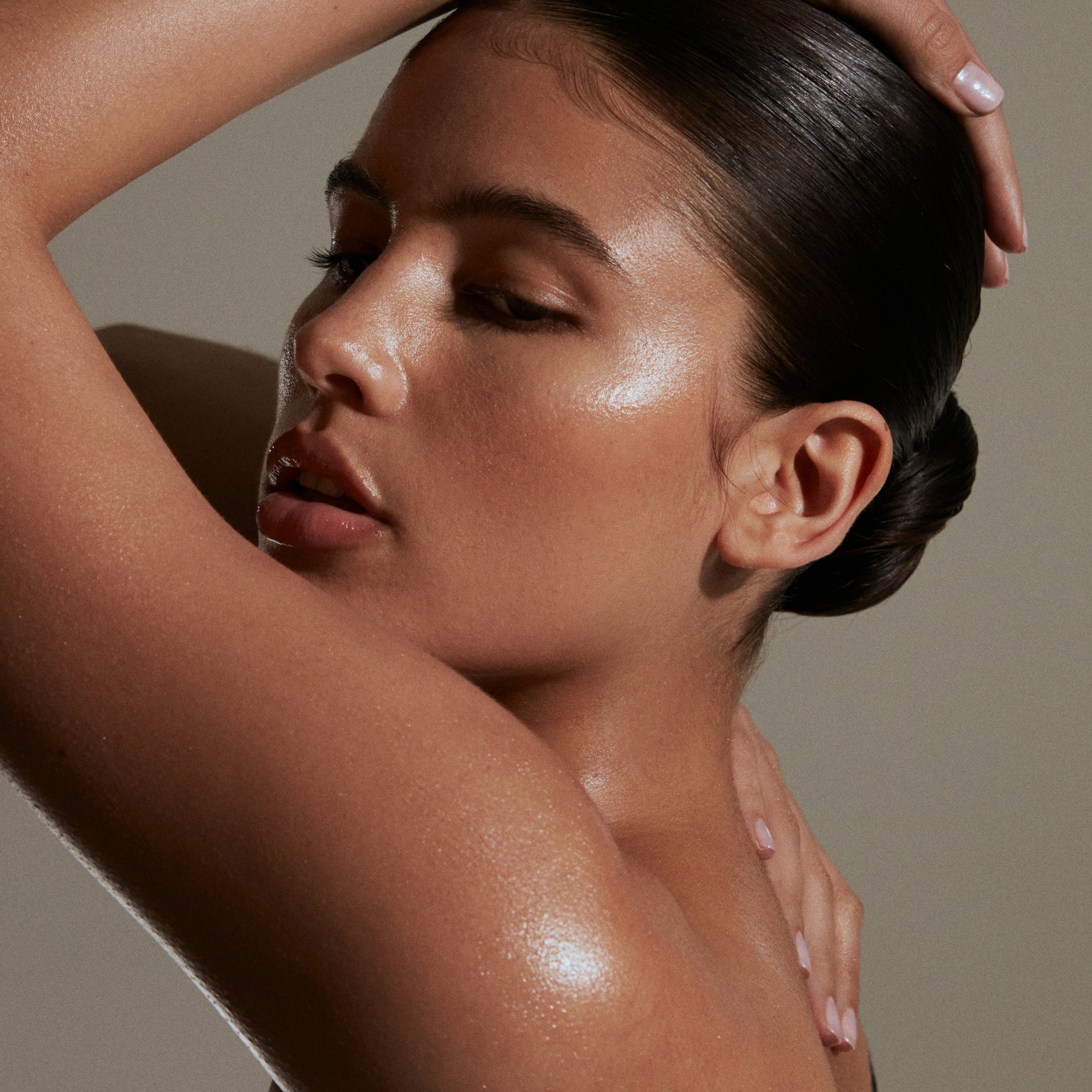 Natural Body Glow Oil - Hydrating & Radiant Skin Care for Women - Perfect for Daily Moisturizing & Special Occasions