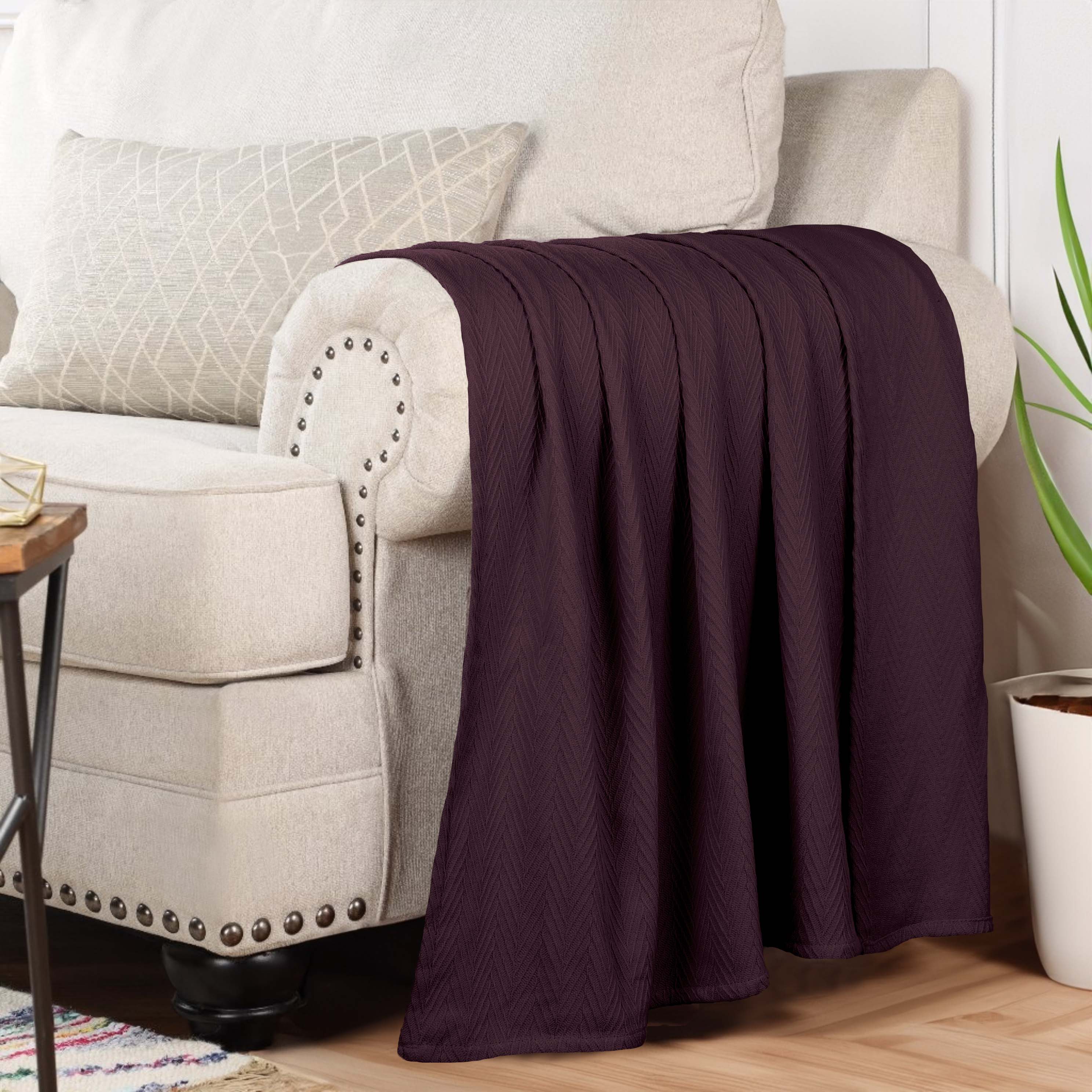 Soft All-Season Chevron Cotton Bed Blanket & Sofa Throw - Cozy Home Decor for Living Room, Bedroom, and Travel