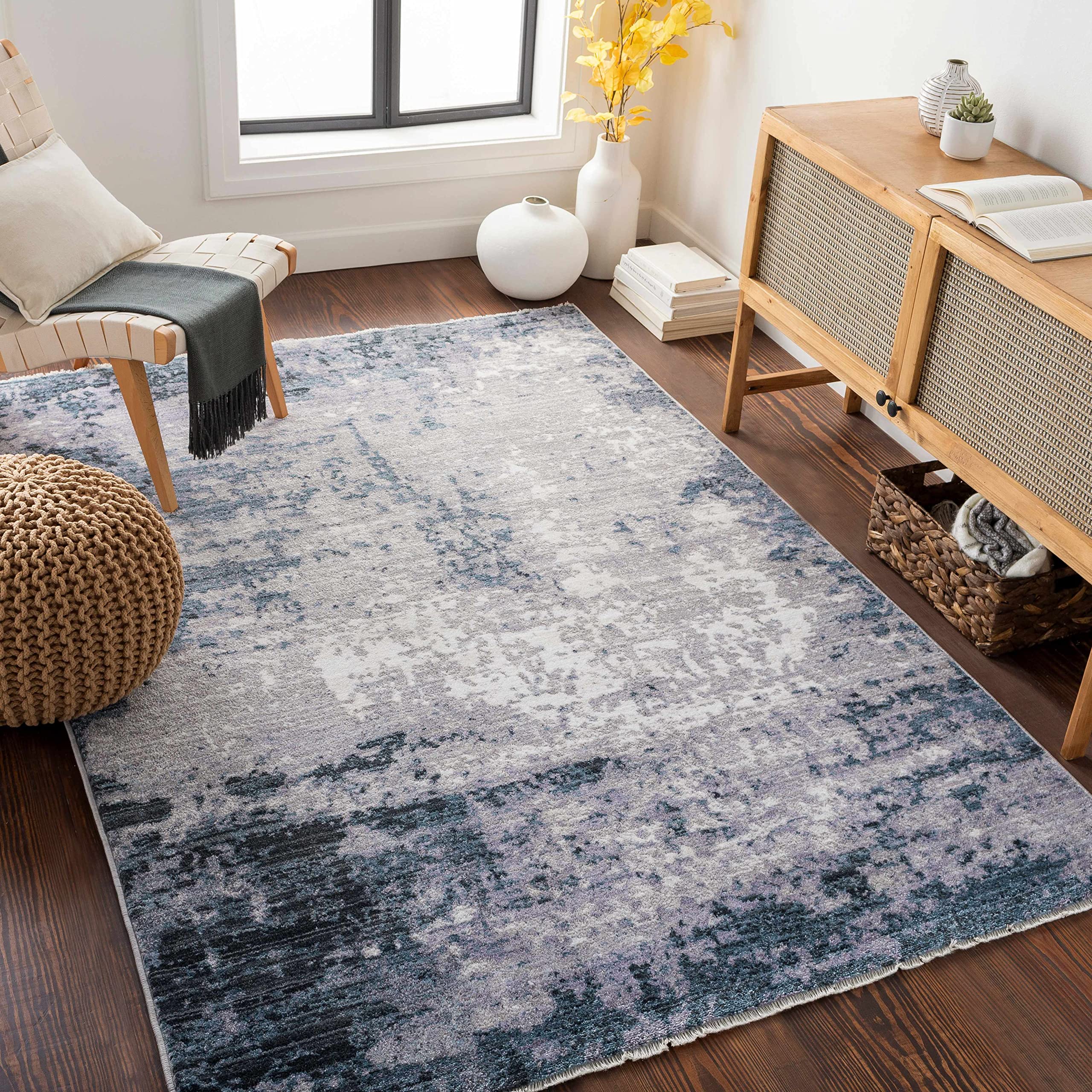Hauteloom Mataywanac Modern Gray and Black Area Rug 7'10