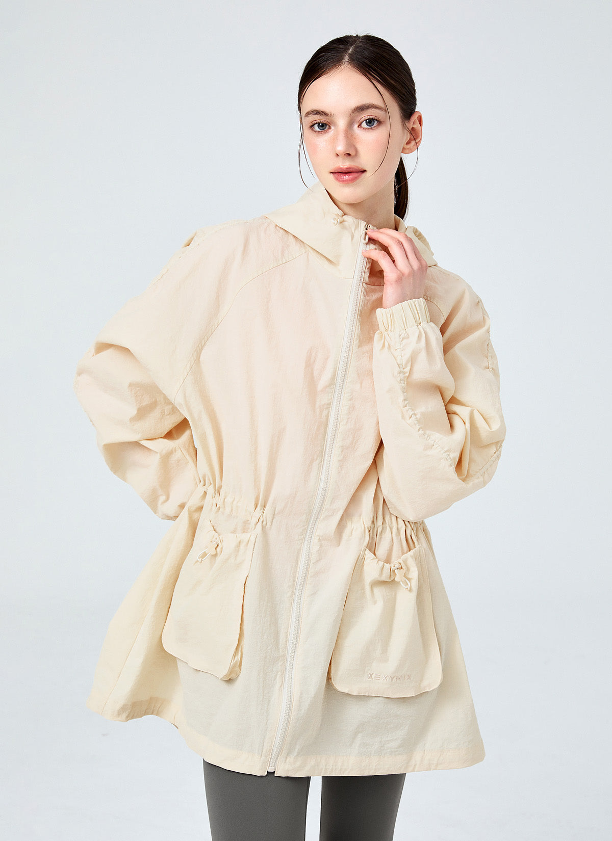 Lightweight Waterproof Hooded Jacket for Men & Women - Windproof Outdoor Raincoat with Pockets - Perfect for Hiking, Camping, and Travel