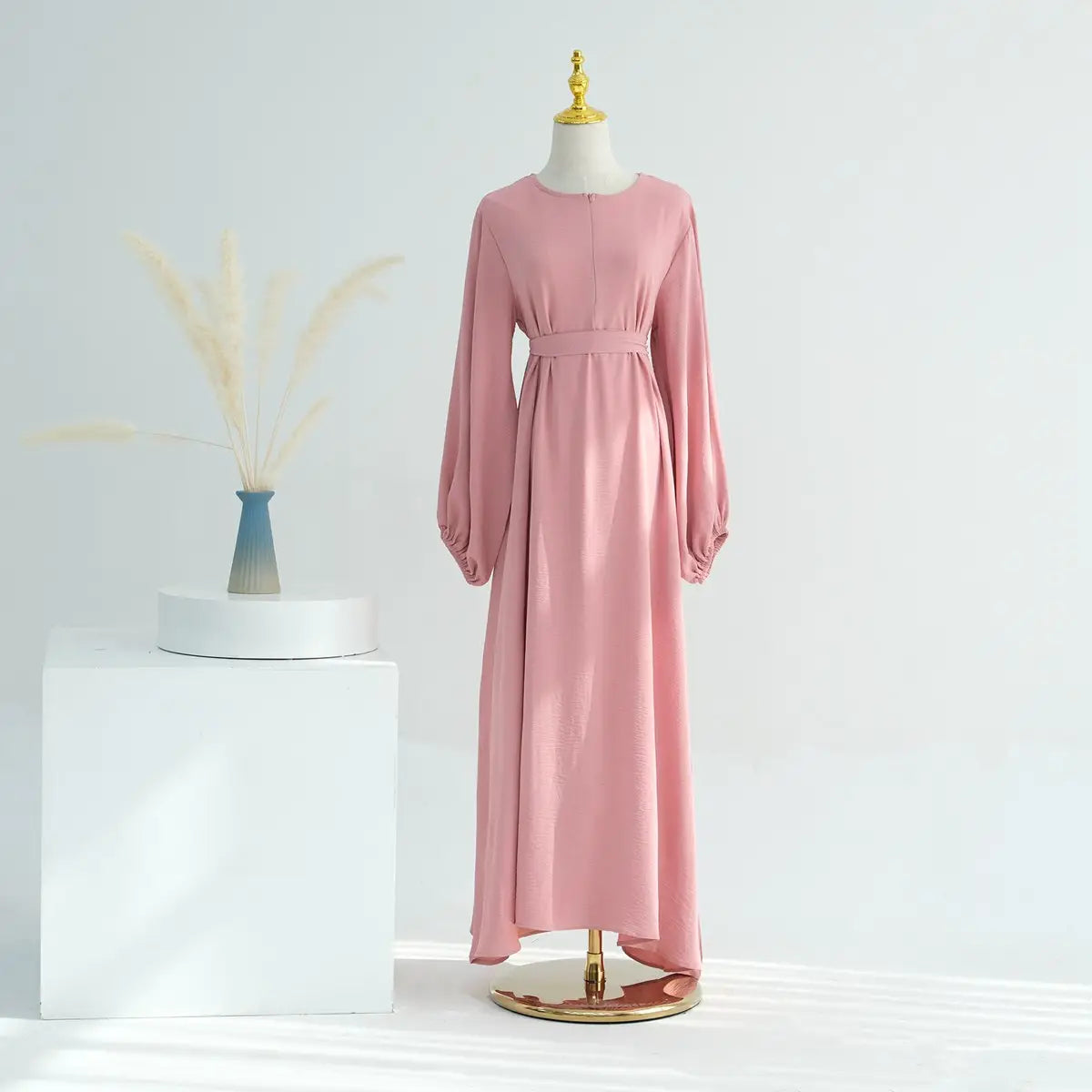 Elegant Muslim Women's Cuff Sleeve Abaya Dress - Modest Islamic Prayer Dress for Daily Wear & Special Occasions