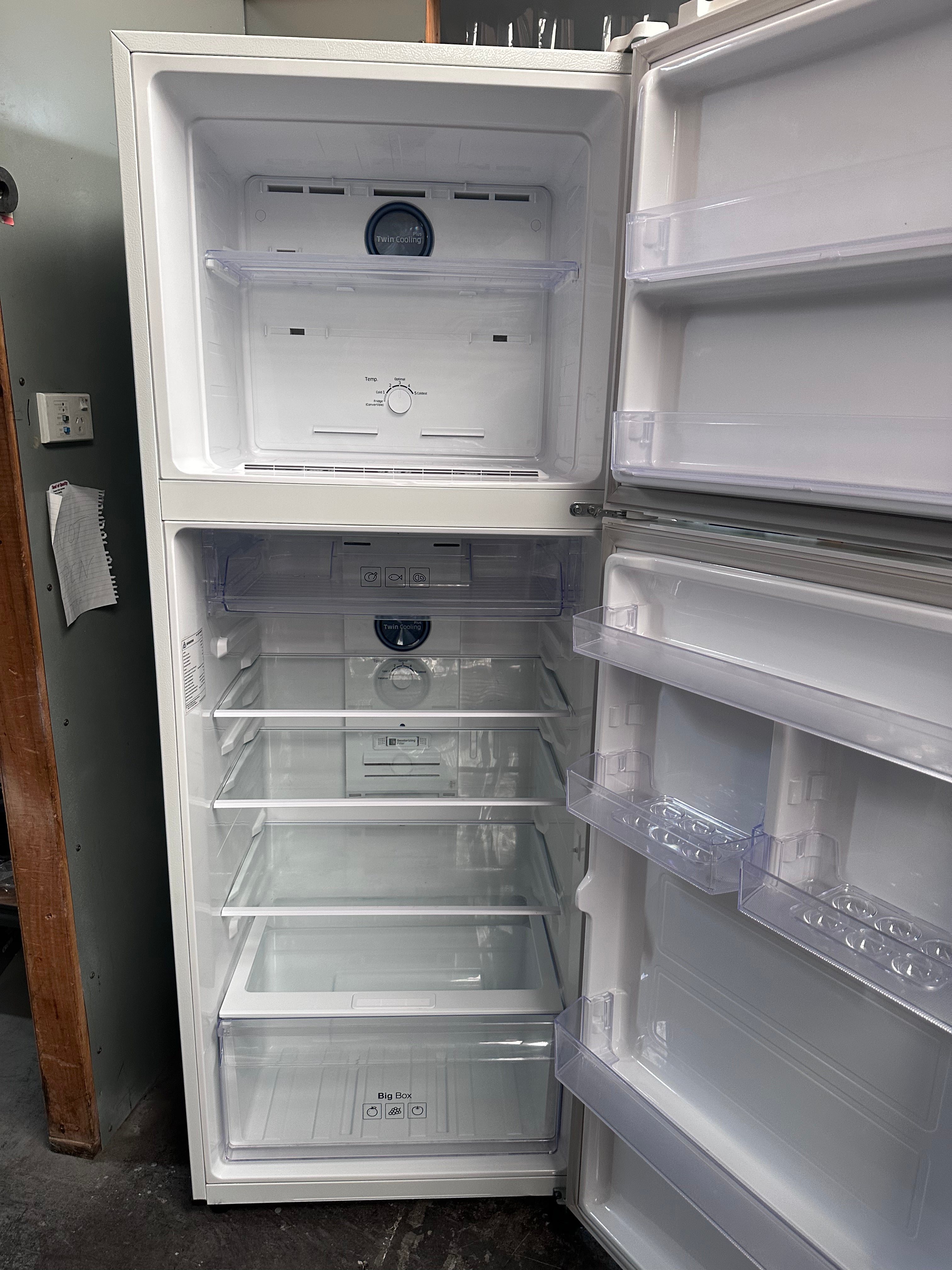 Samsung 419L Top Mount Refrigerator - Energy Efficient 4-Door Fridge with Digital Inverter [Certified Refurbished] - Perfect for Kitchens, Restaurants & Small Businesses