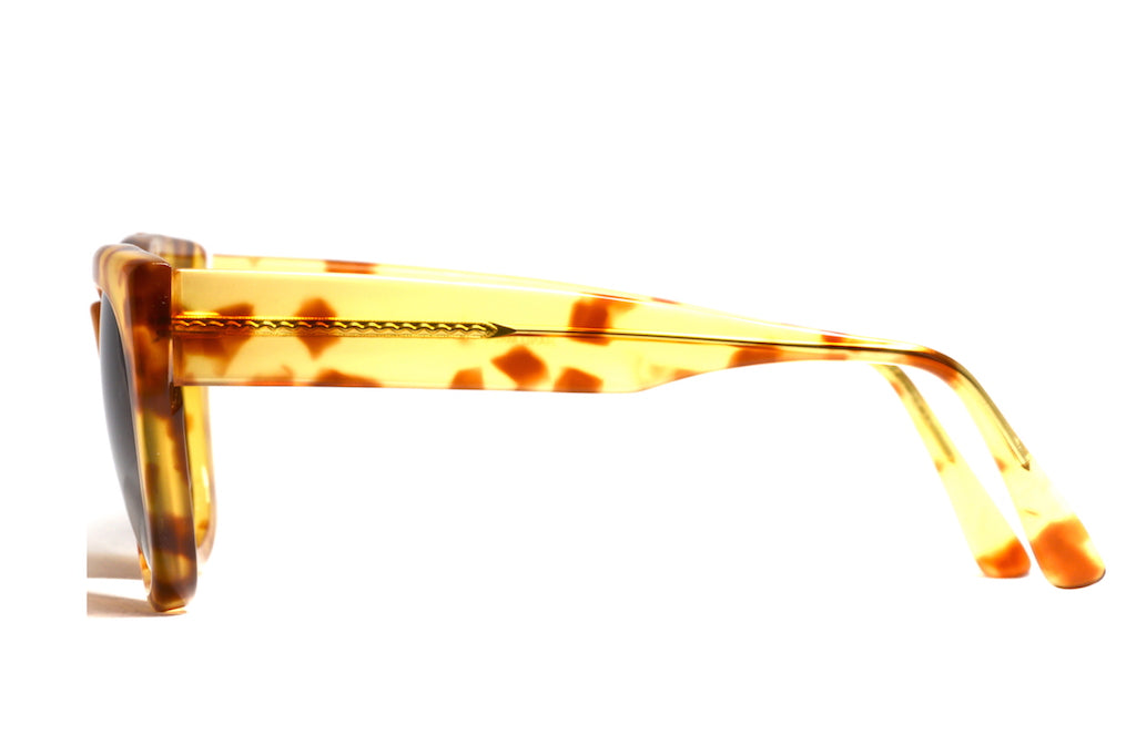Stylish Sandy Sunglasses for Women & Men - UV Protection Polarized Shades for Beach, Driving & Outdoor Activities