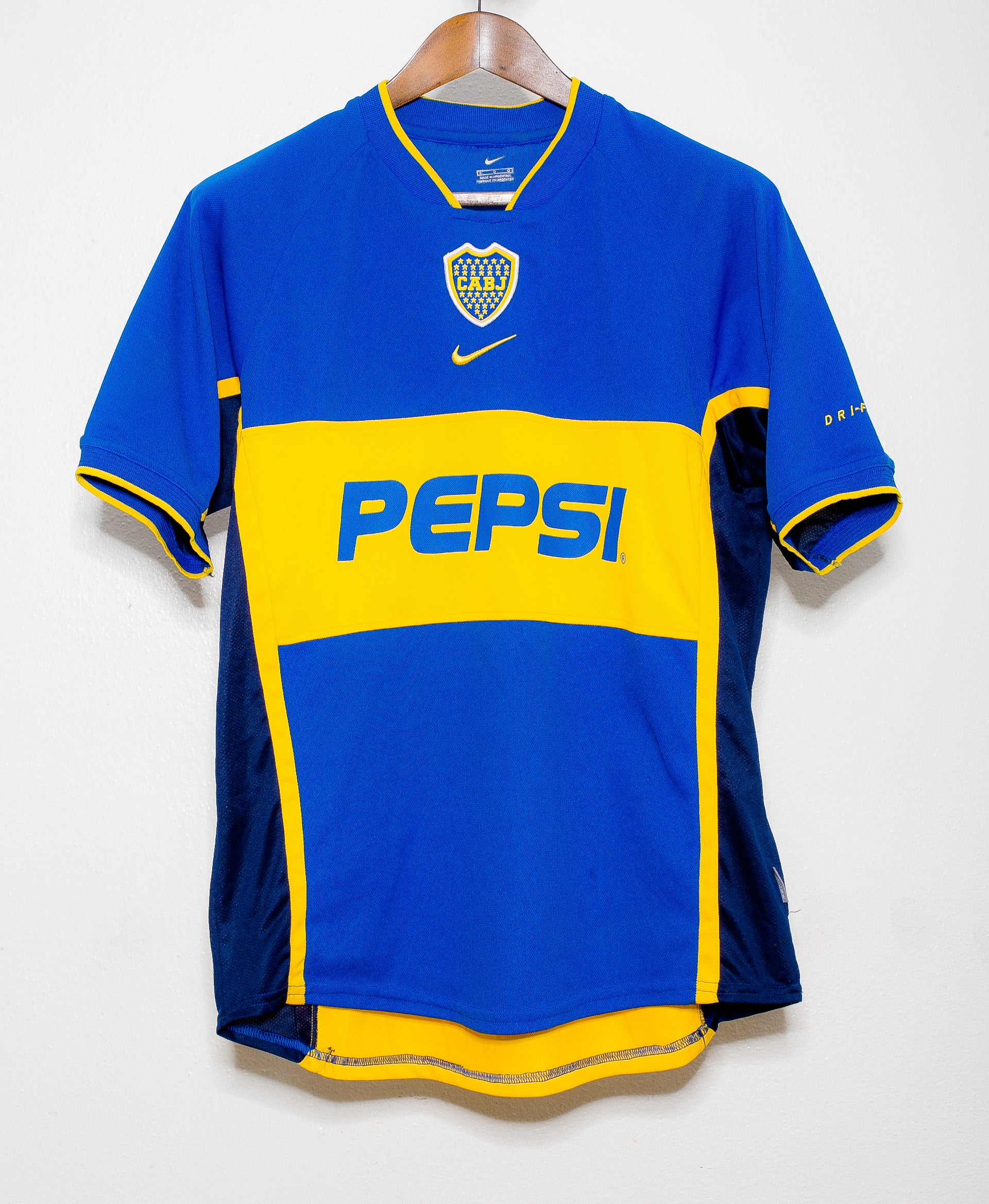 2002 Boca Juniors Home Jersey (Large) - Authentic Football Shirt for Fans & Collectors - Perfect for Matches, Gifts & Memorabilia